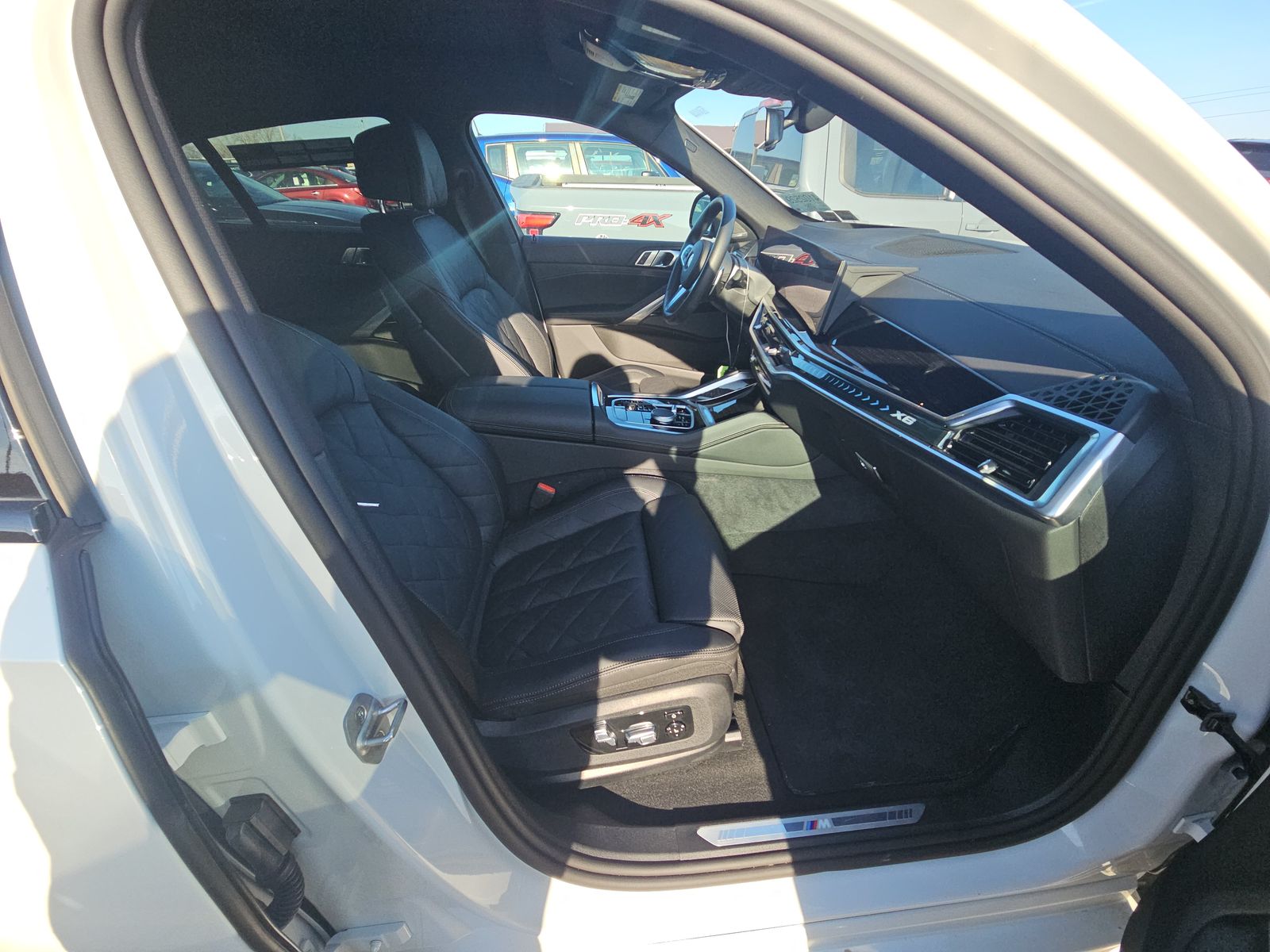 2026 BMW X6 xDrive40i AWD