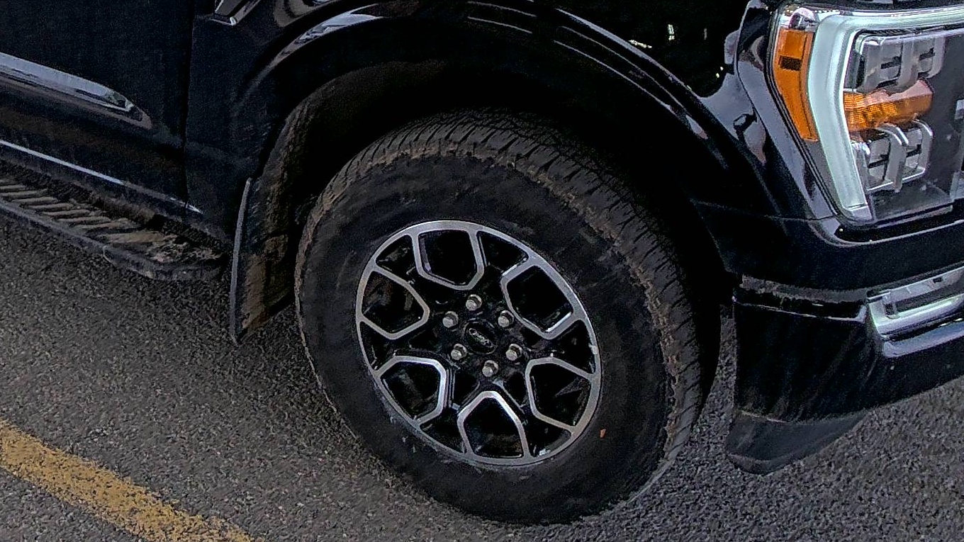 2023 Ford F-150 XLT AWD