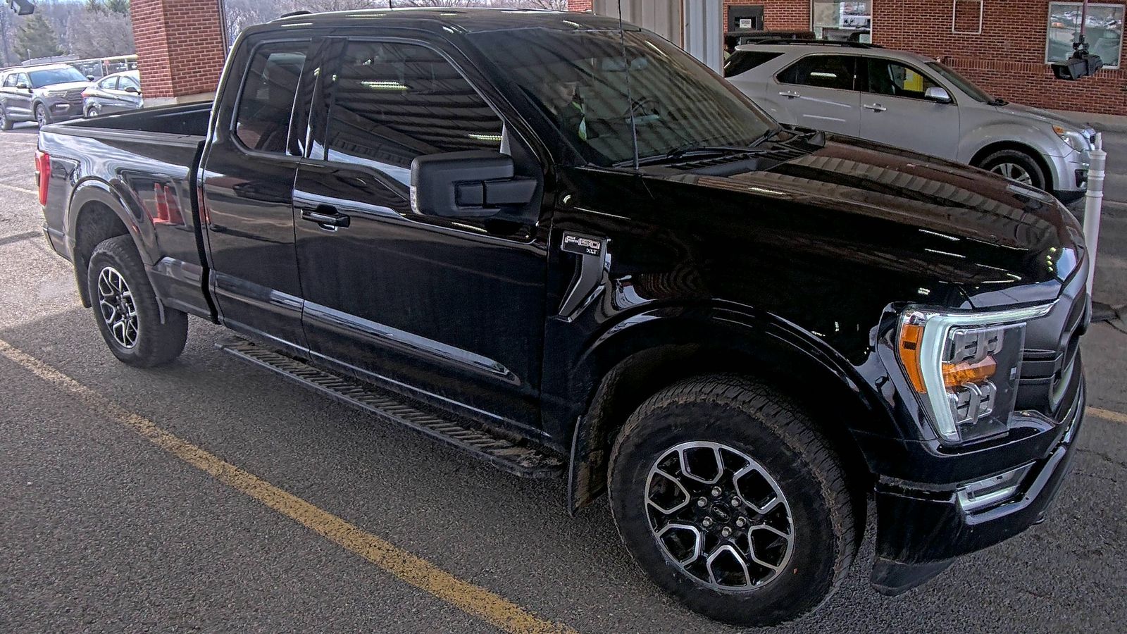 2023 Ford F-150 XLT AWD
