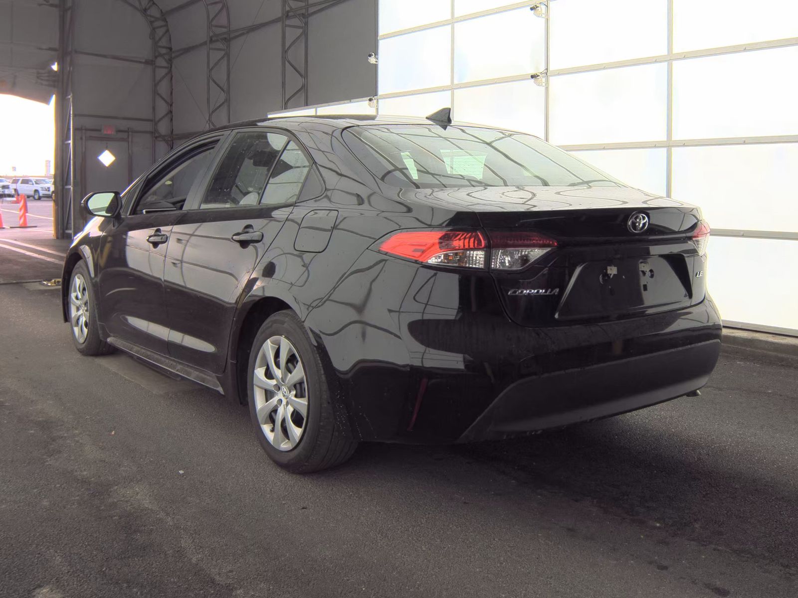 2025 Toyota Corolla LE FWD