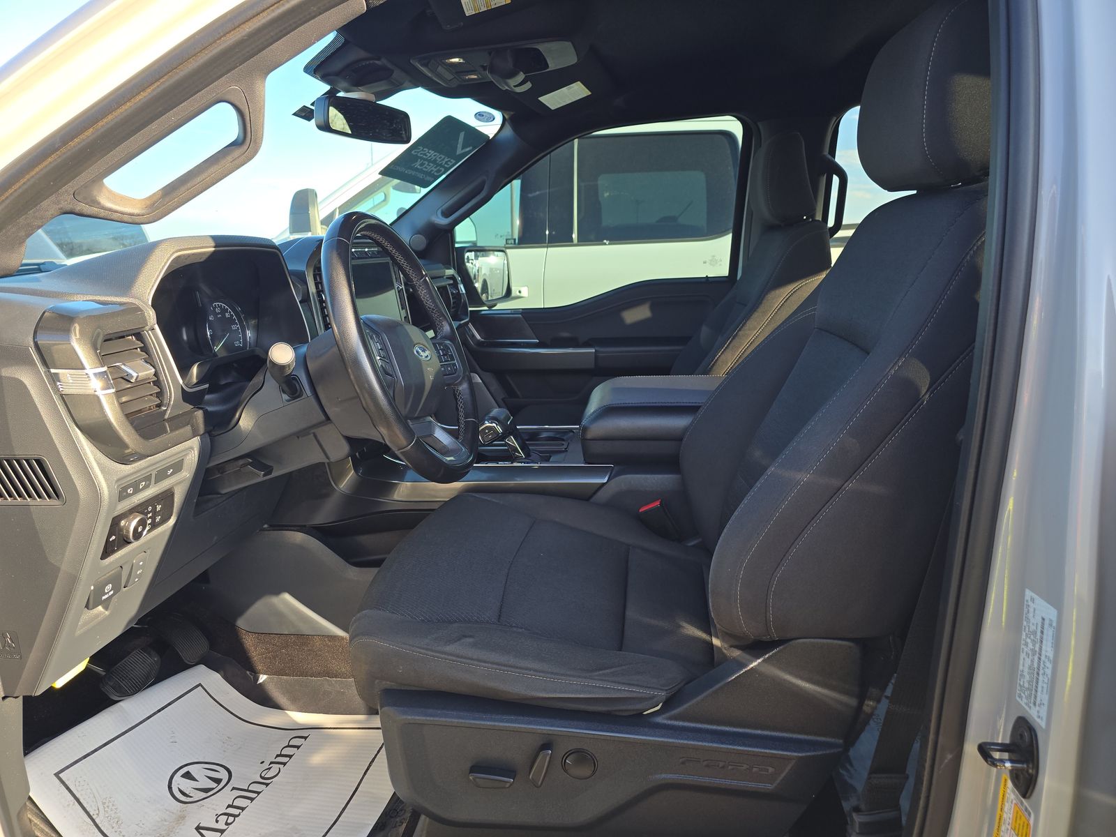 2023 Ford F-150 XLT AWD