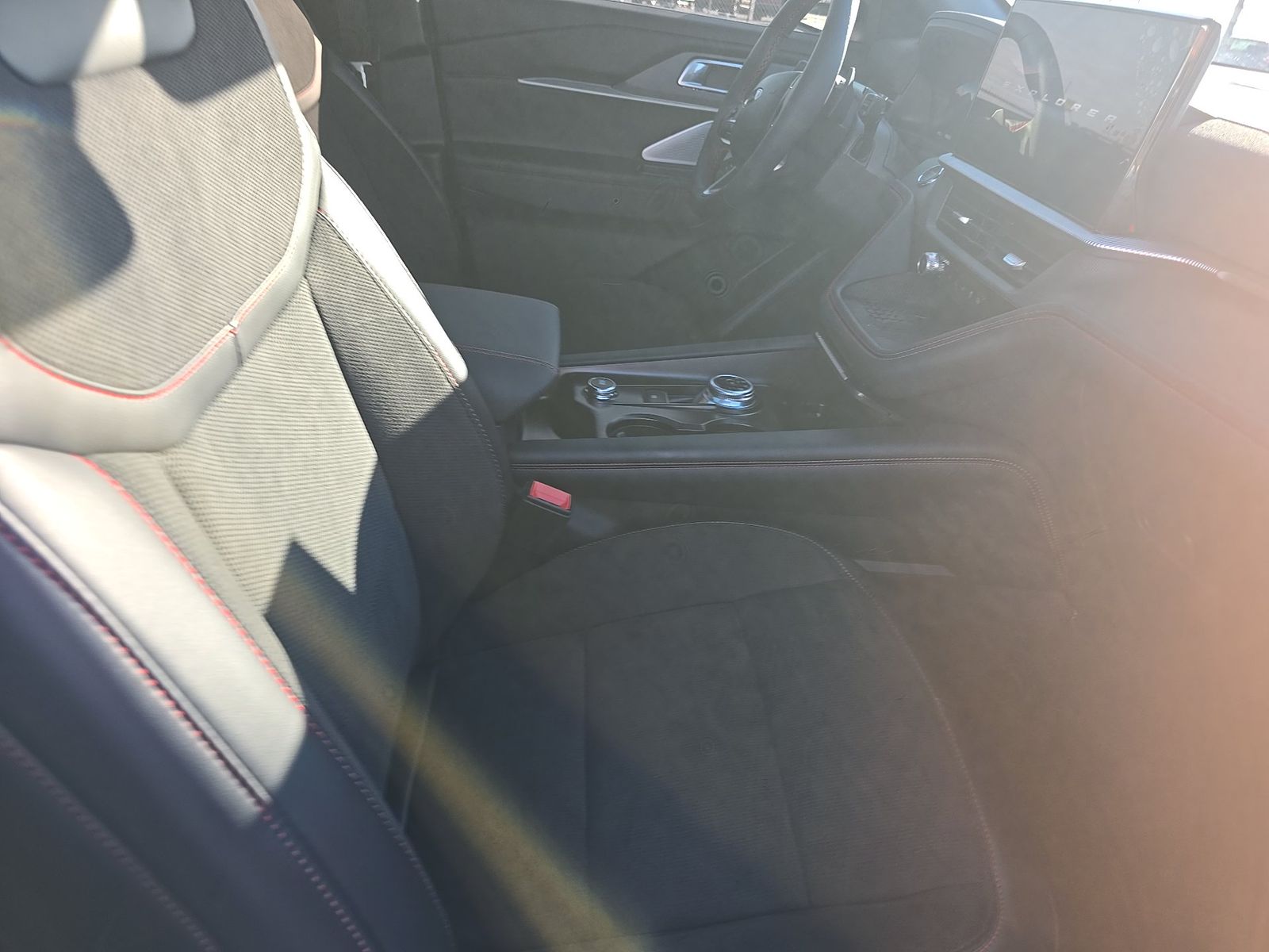 2025 Ford Explorer ST RWD