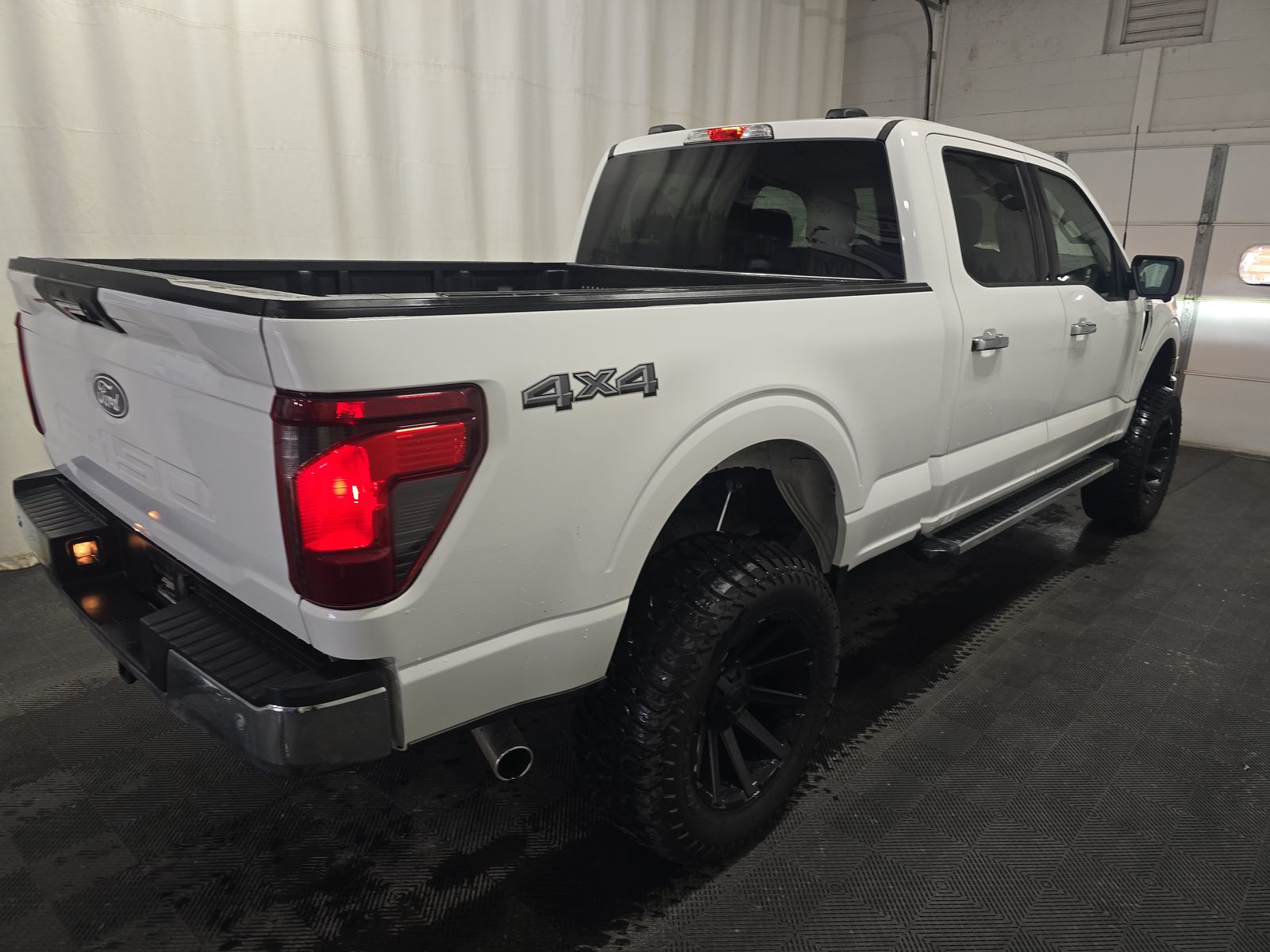 2024 Ford F-150 XLT AWD