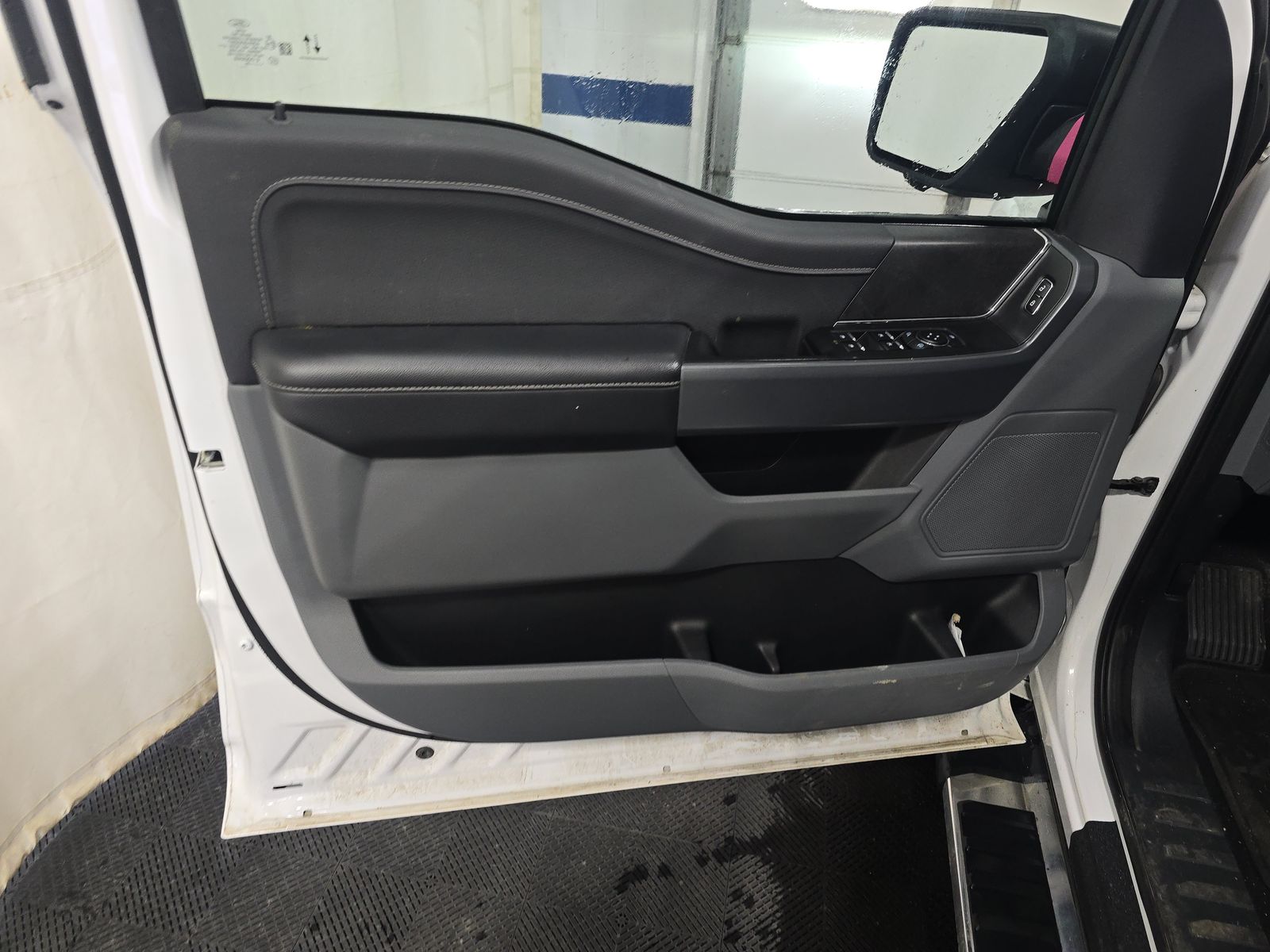 2024 Ford F-150 XLT AWD