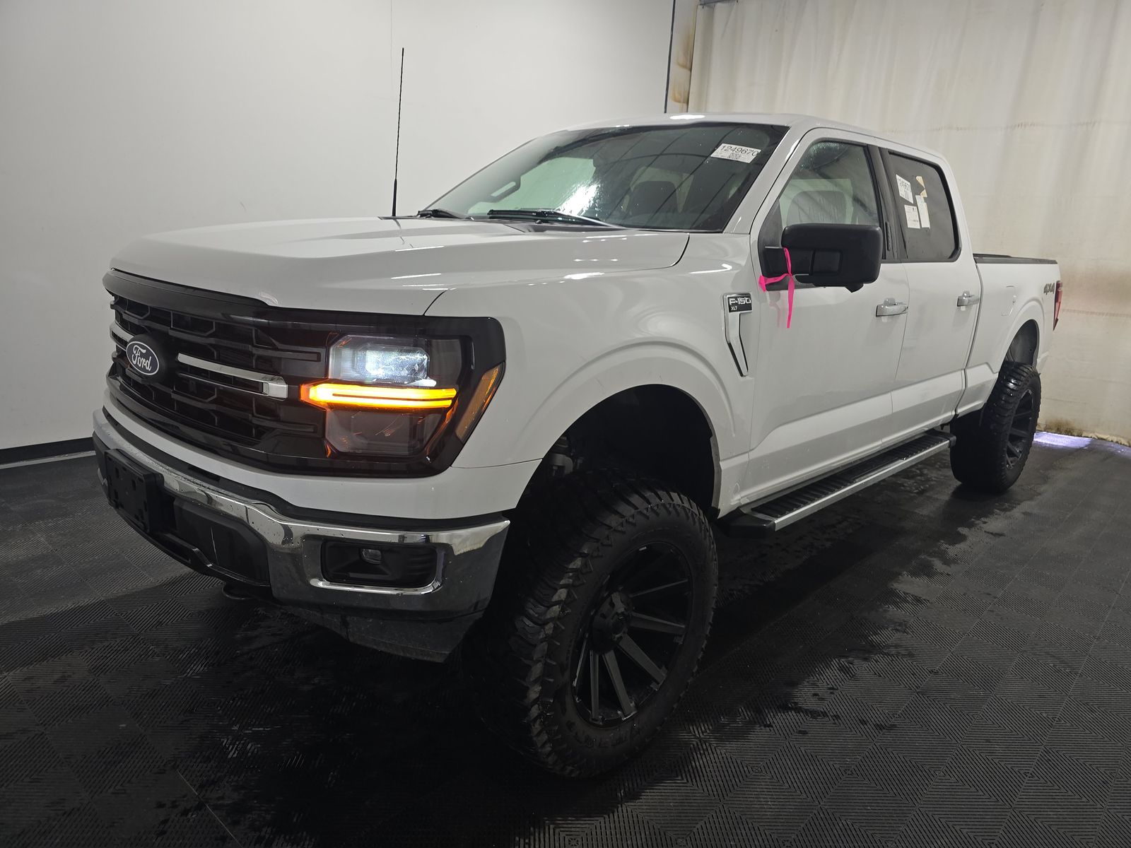 2024 Ford F-150 XLT AWD