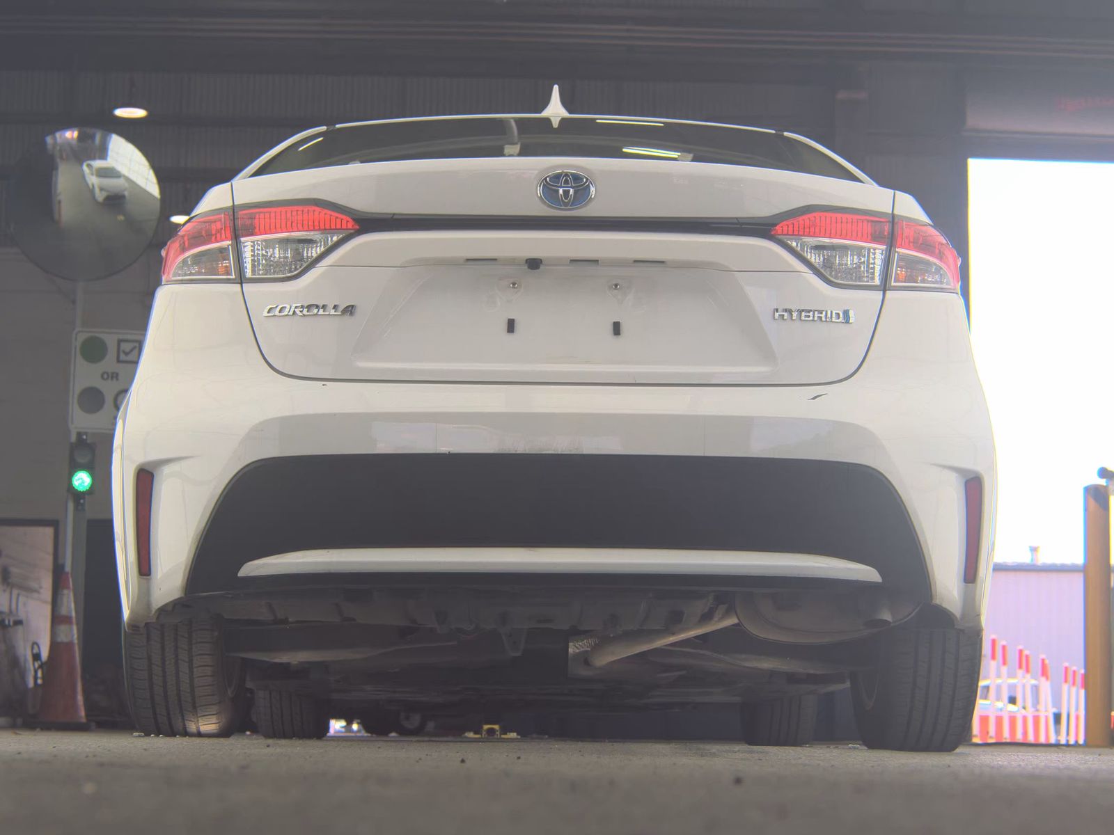 2022 Toyota Corolla Hybrid LE FWD