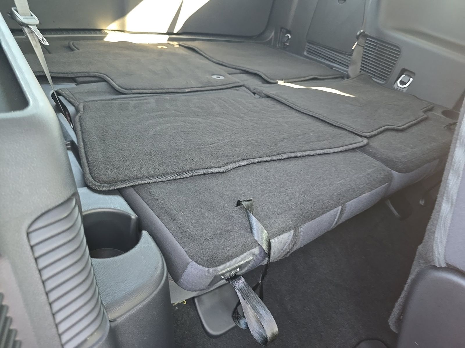 2025 Ford Explorer Active RWD