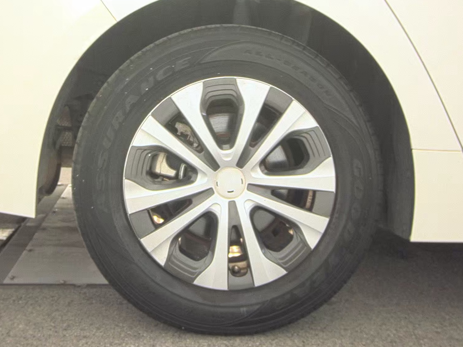 2022 Toyota Corolla Hybrid LE FWD