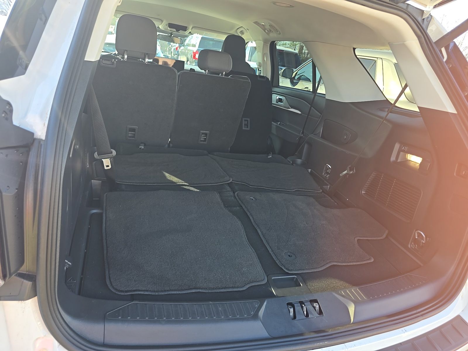 2025 Ford Explorer Active RWD