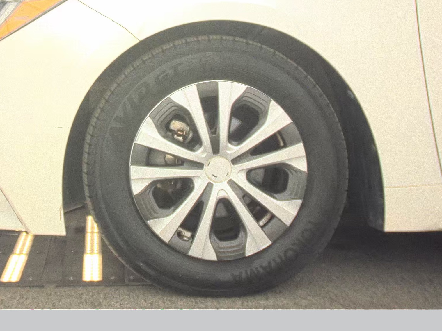 2022 Toyota Corolla Hybrid LE FWD