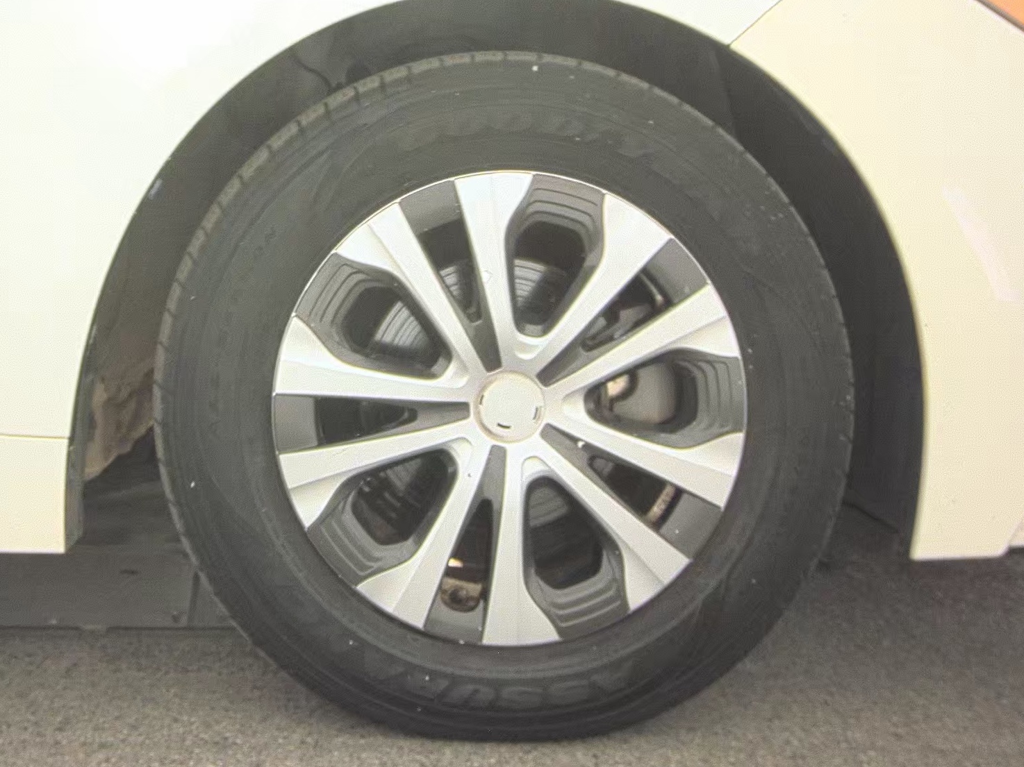 2022 Toyota Corolla Hybrid LE FWD