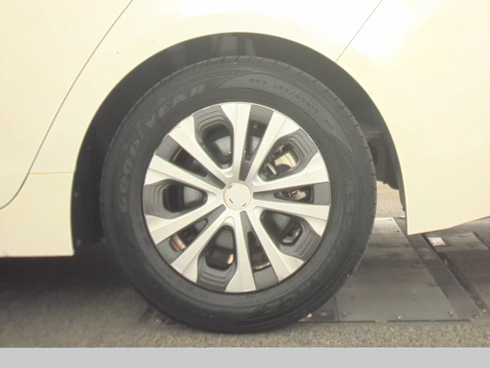 2022 Toyota Corolla Hybrid LE FWD