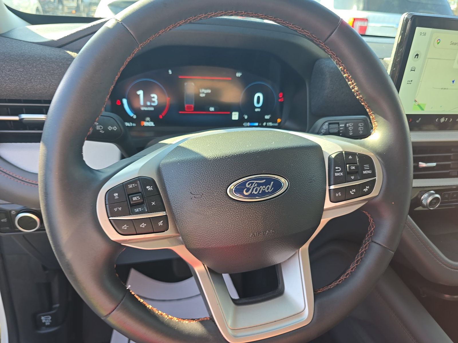 2025 Ford Explorer Active RWD