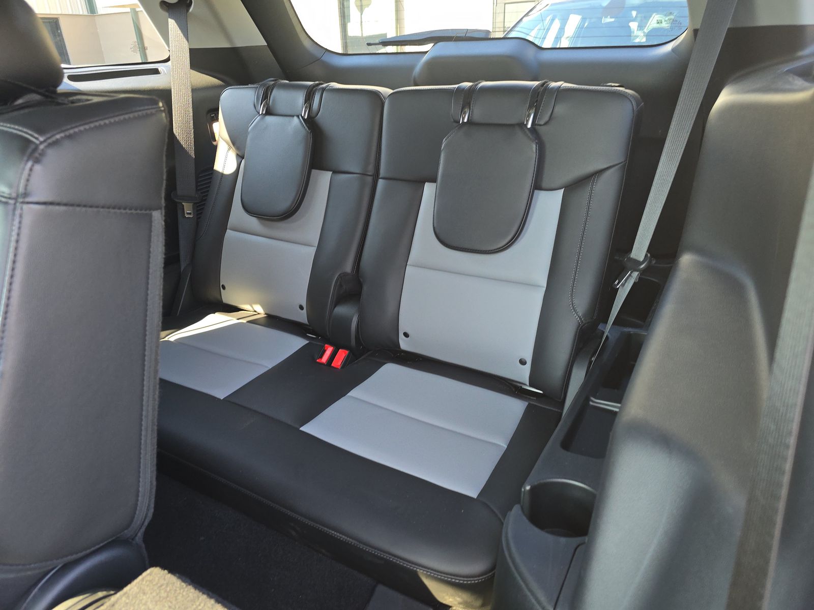 2023 Ford Explorer XLT AWD