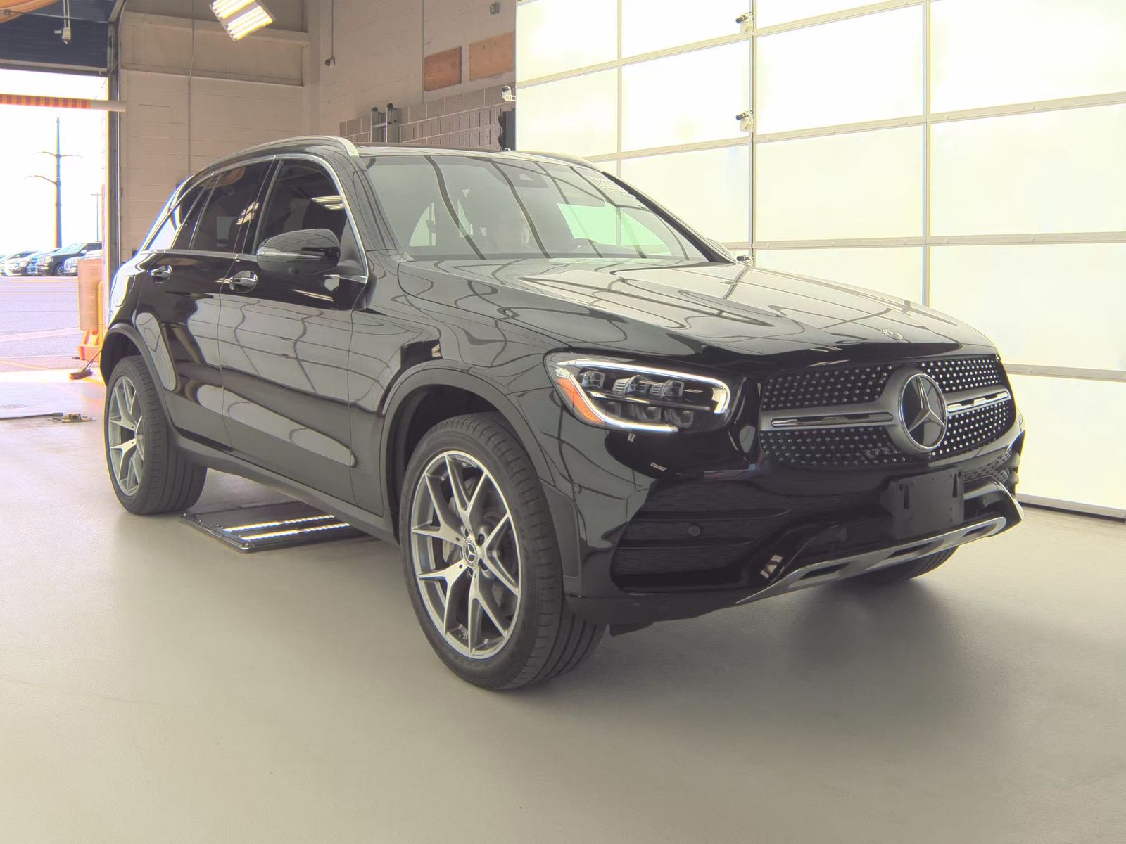 2022 Mercedes-Benz GLC GLC 300 AWD