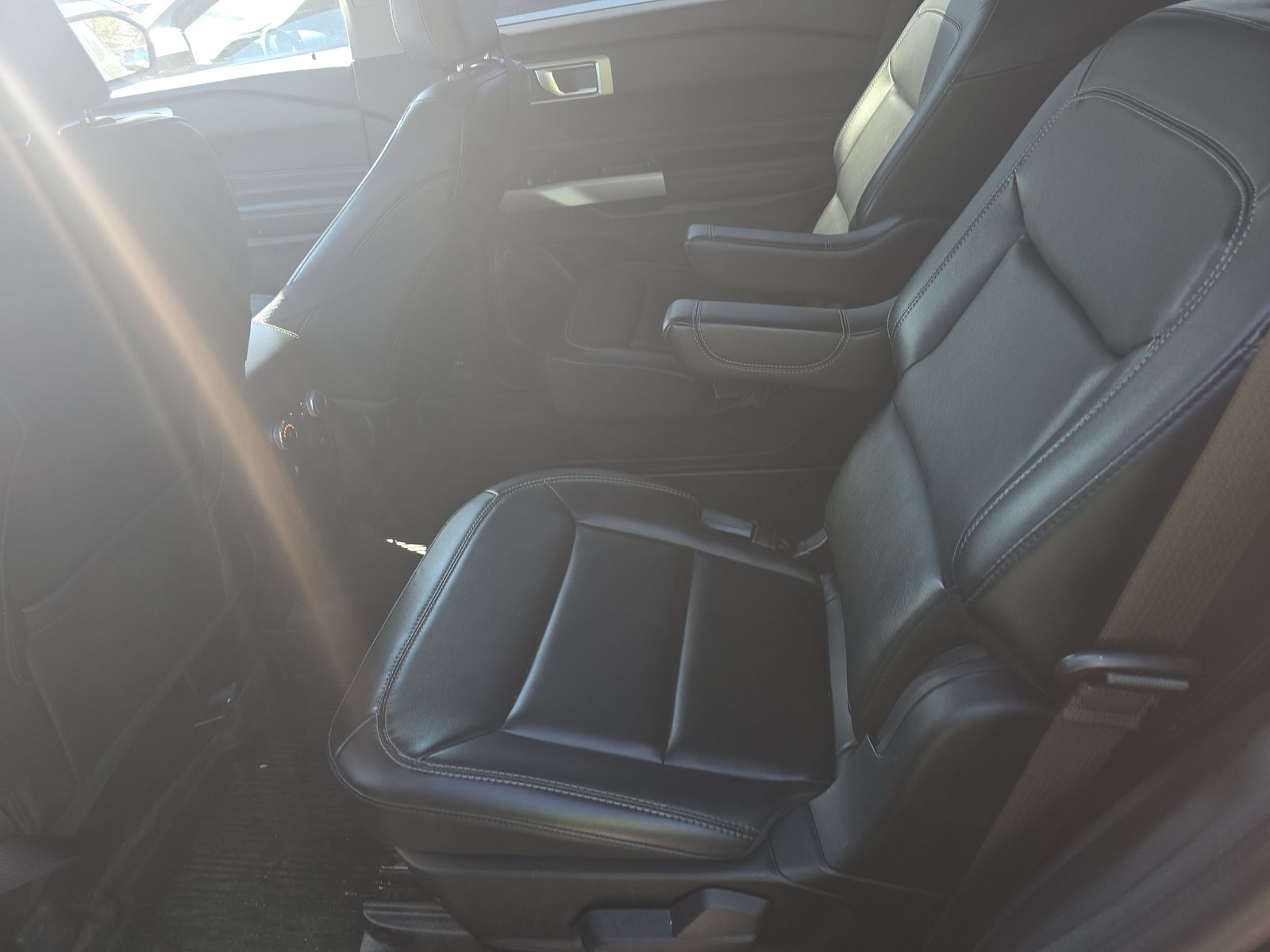 2023 Ford Explorer XLT AWD