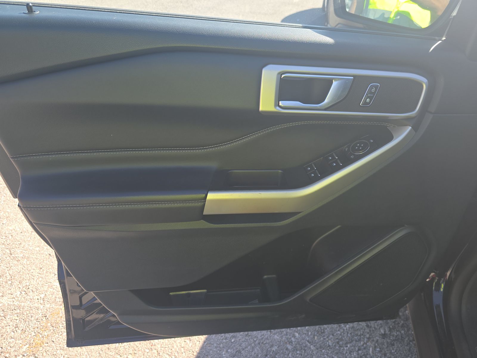 2023 Ford Explorer XLT AWD