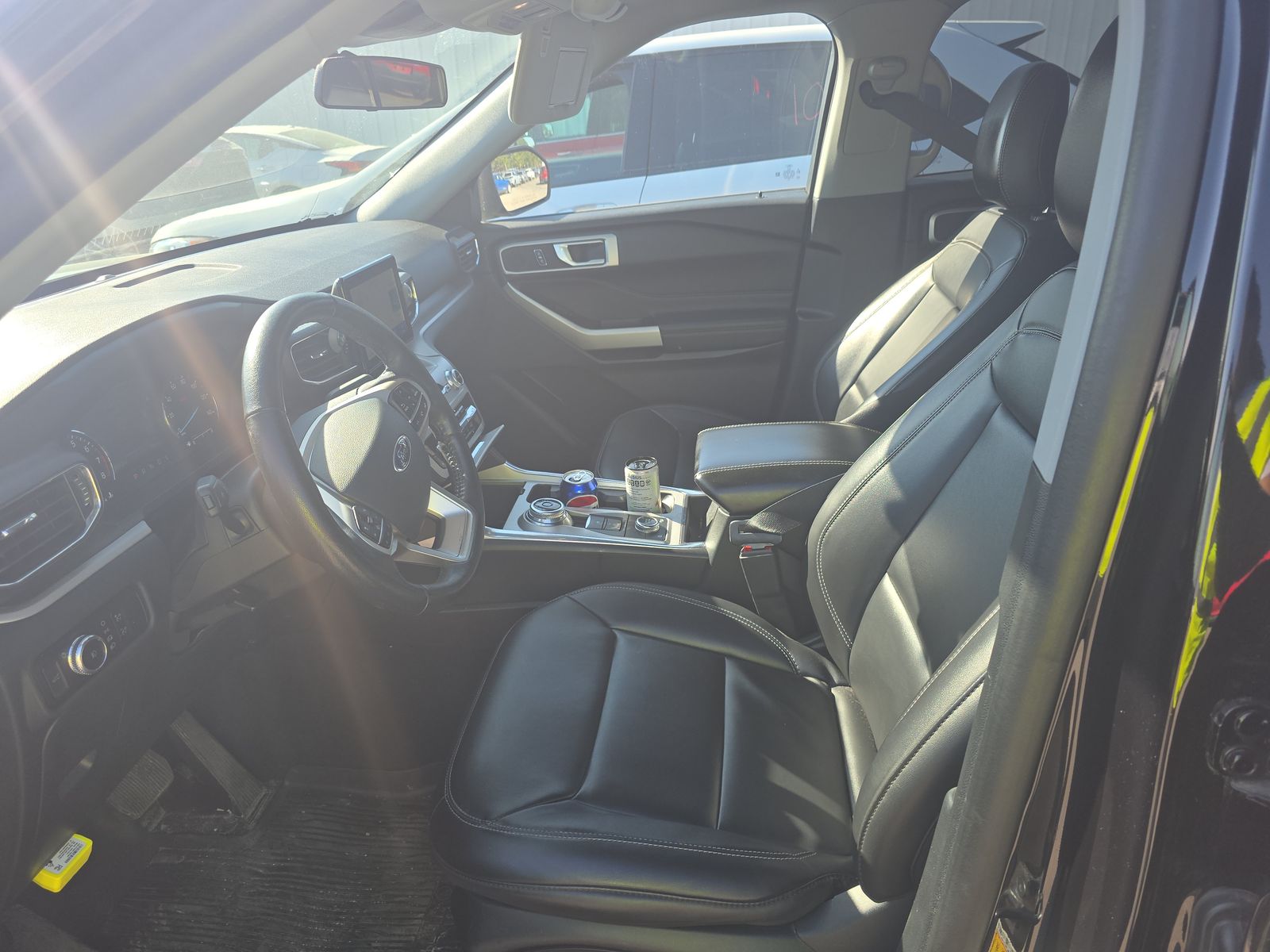 2023 Ford Explorer XLT AWD