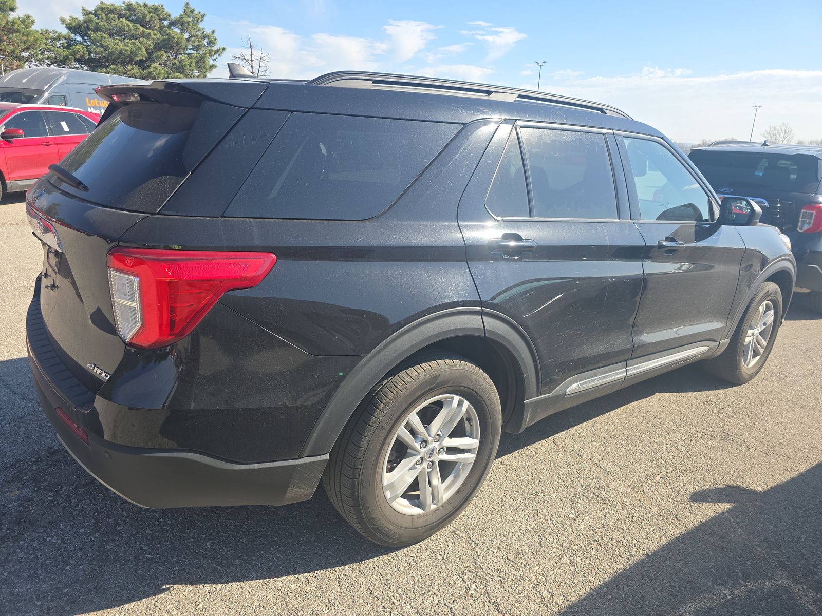 2023 Ford Explorer XLT AWD