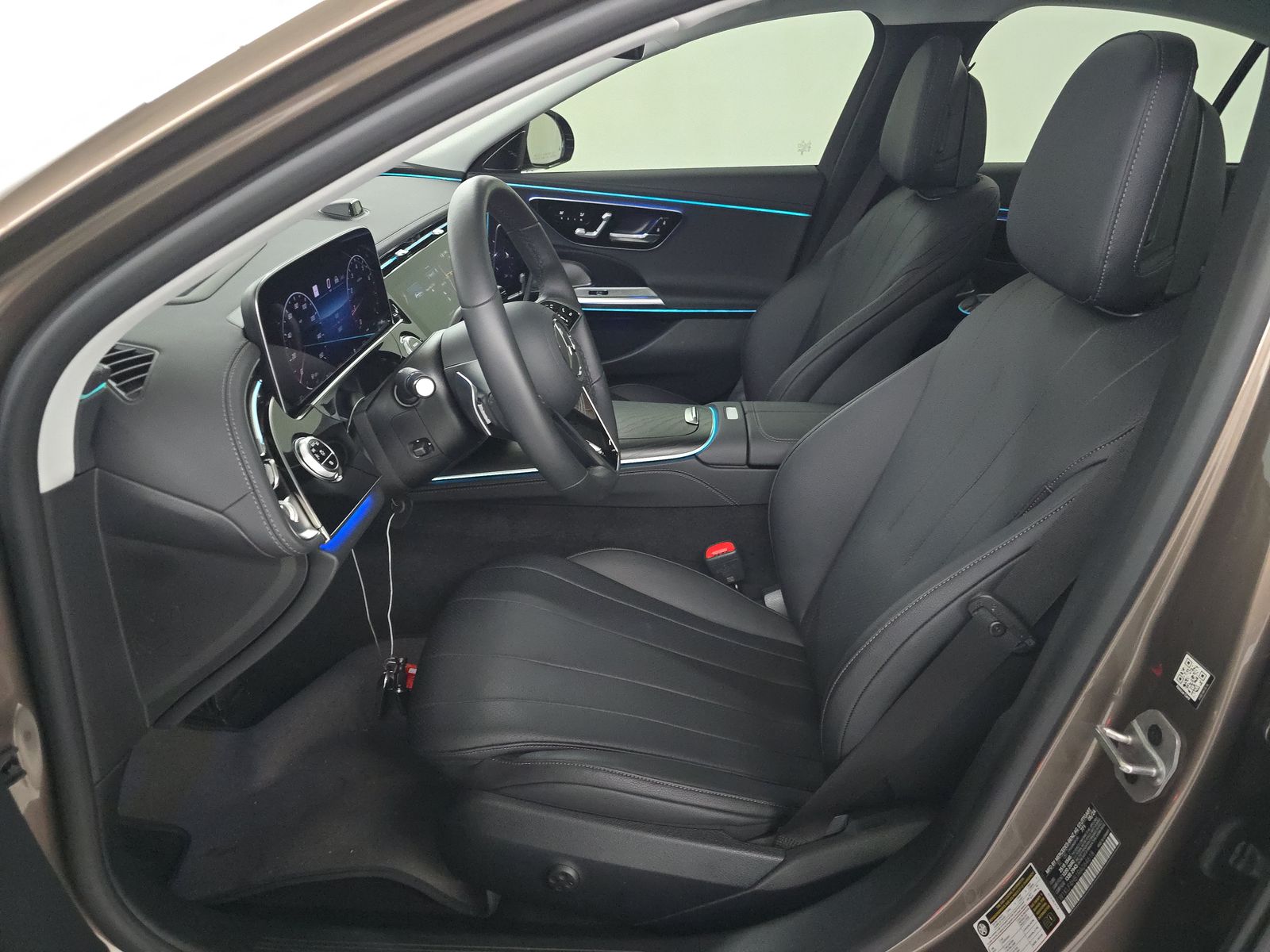 MERCEDES-BENZ E-CLASS - 8