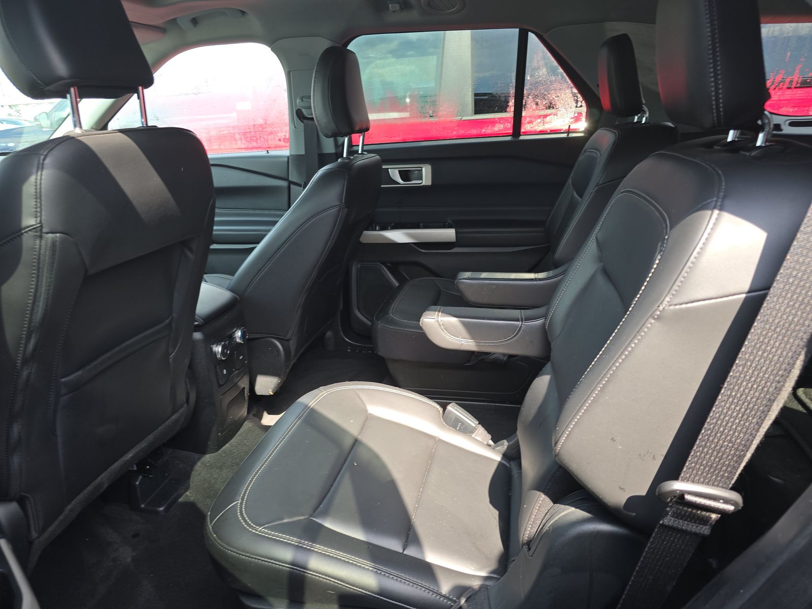 2022 Ford Explorer XLT AWD