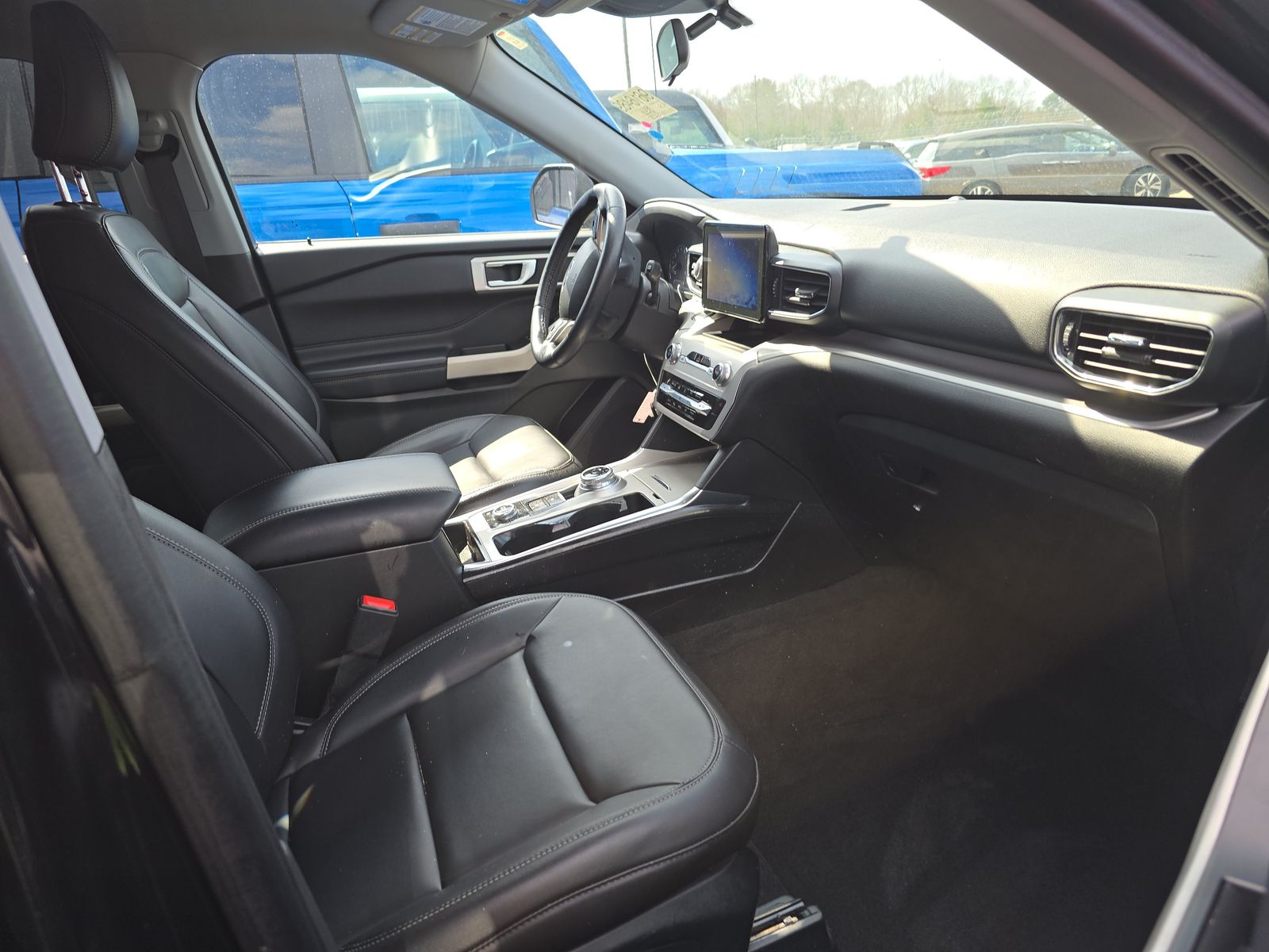 2022 Ford Explorer XLT AWD