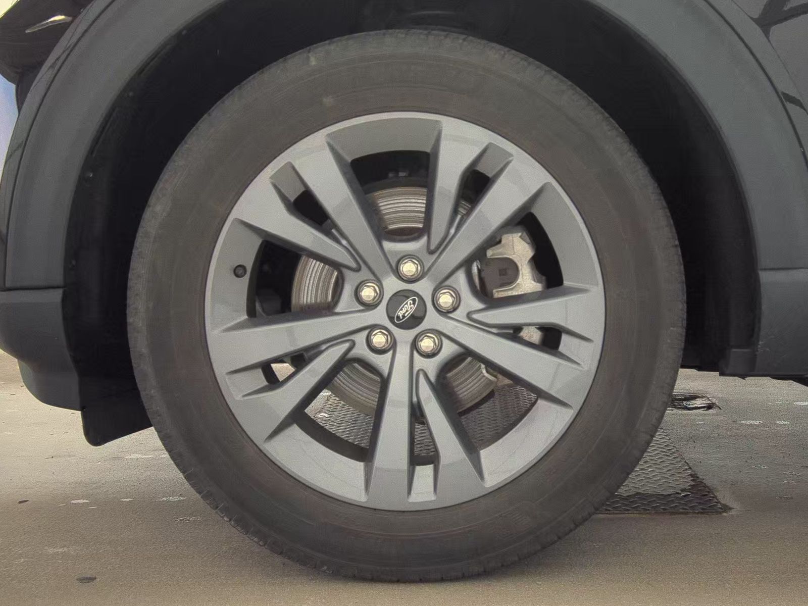 2022 Ford Explorer XLT AWD