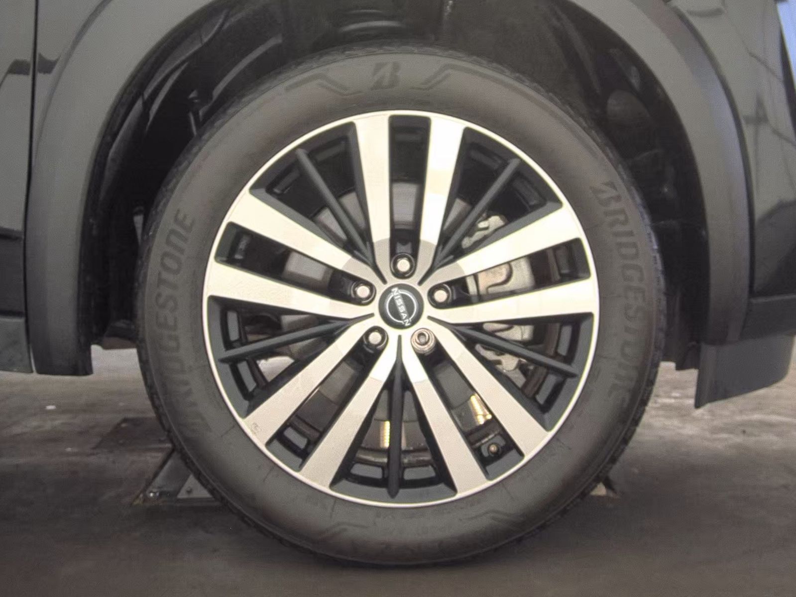 2025 Nissan Pathfinder Platinum AWD