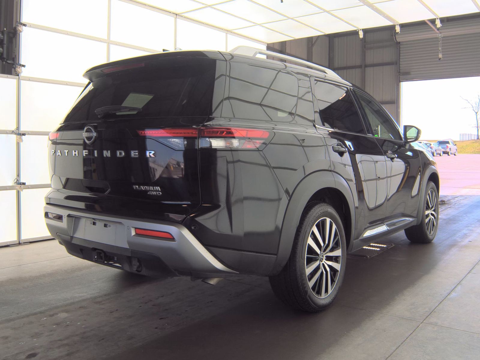 2025 Nissan Pathfinder Platinum AWD