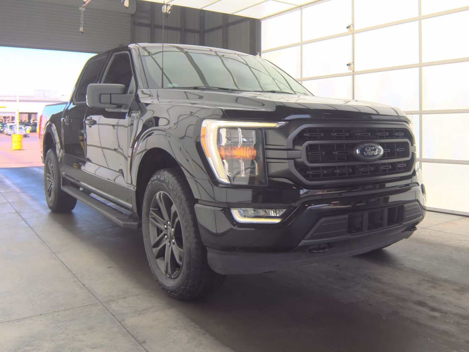 2022 Ford F-150 XLT AWD