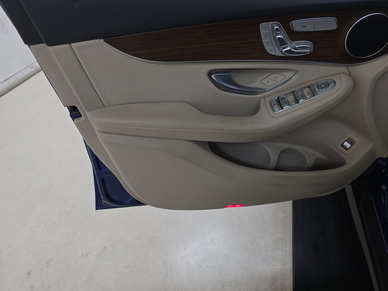 MERCEDES-BENZ GLC-CLASS - 10