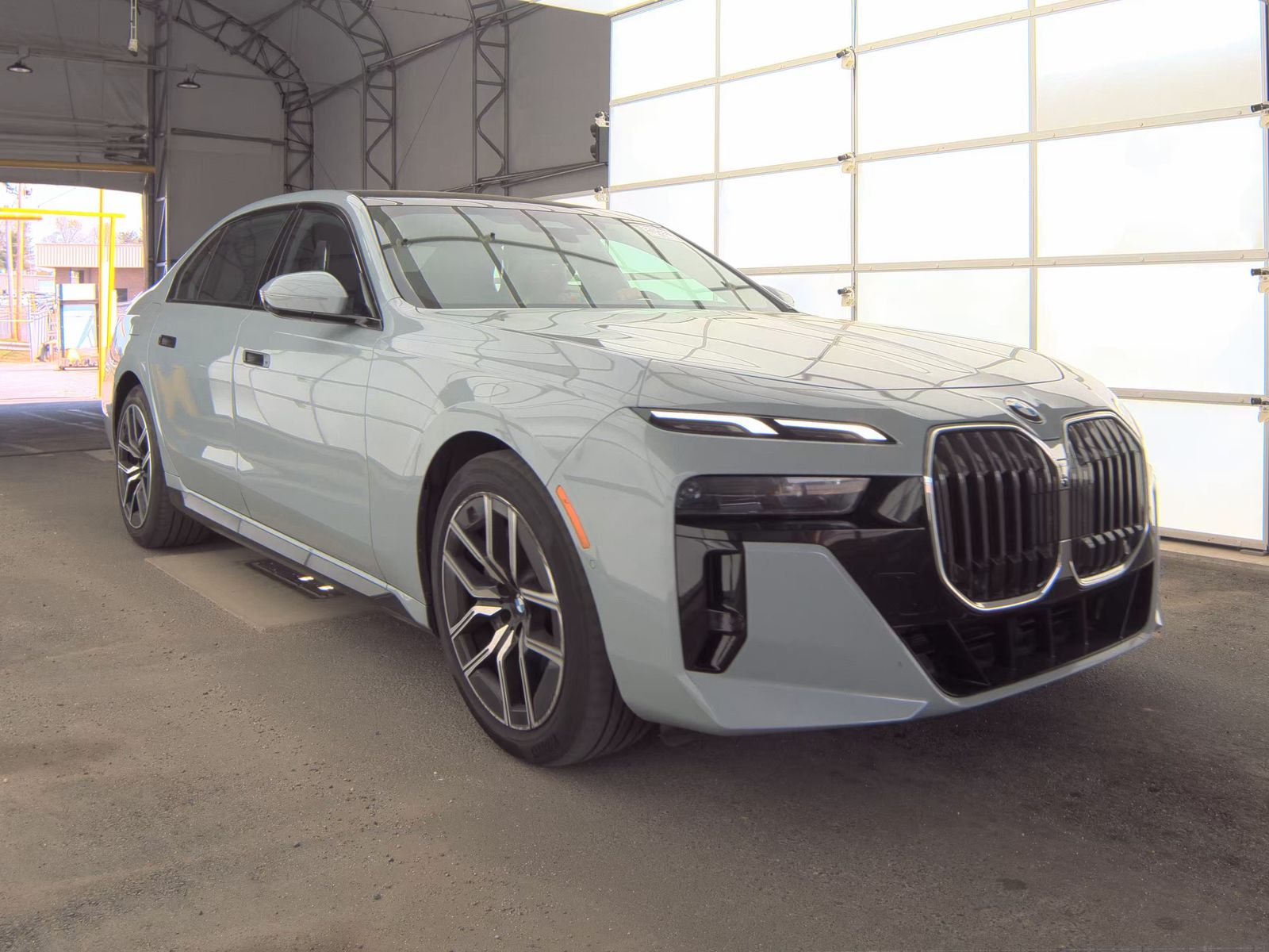 2025 BMW 7 Series 740i xDrive AWD