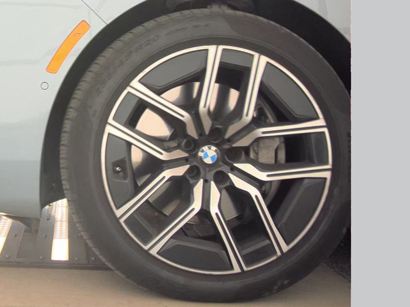 2025 BMW 7 Series 740i xDrive AWD