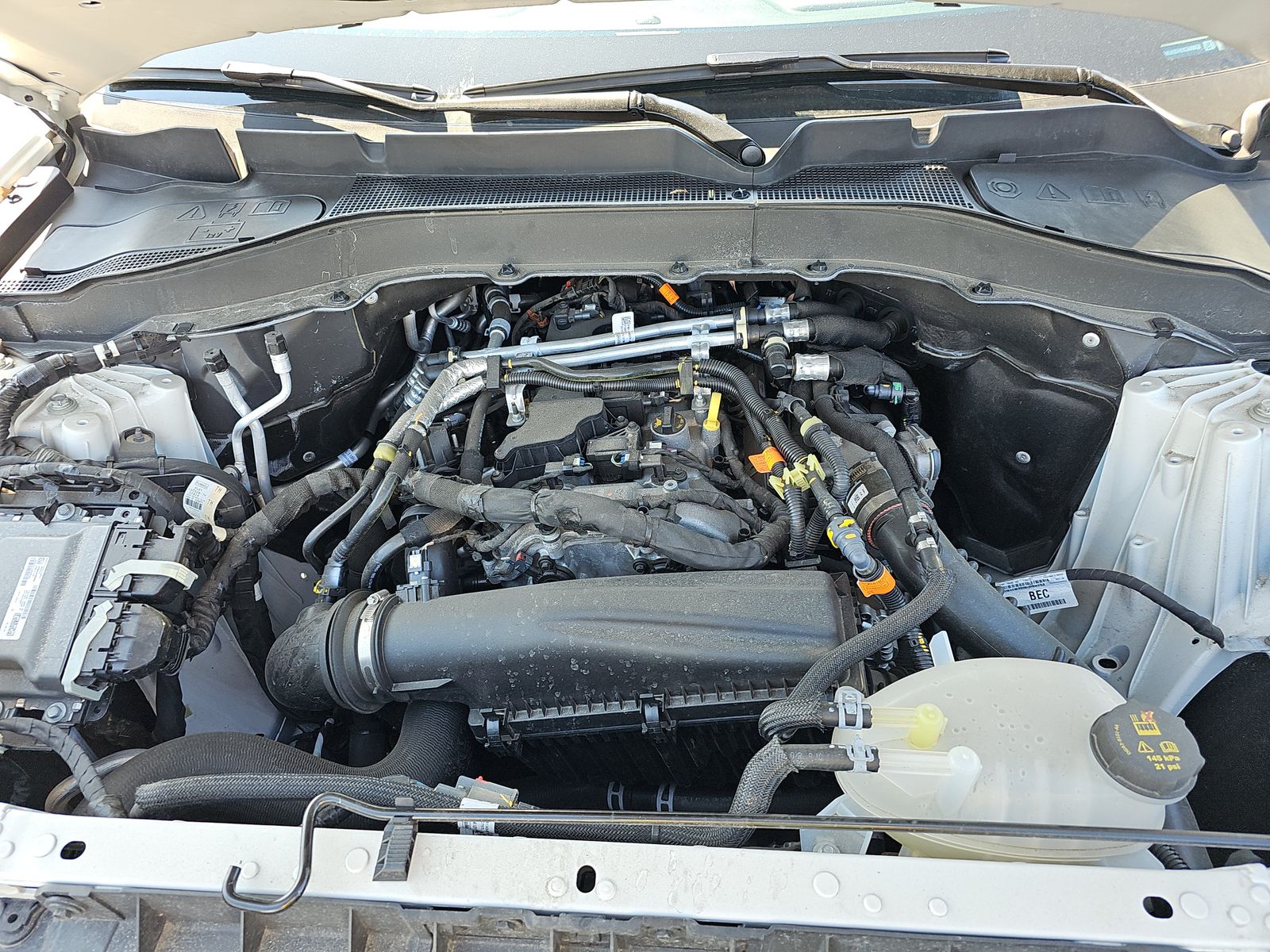 2025 Ford Explorer Active AWD