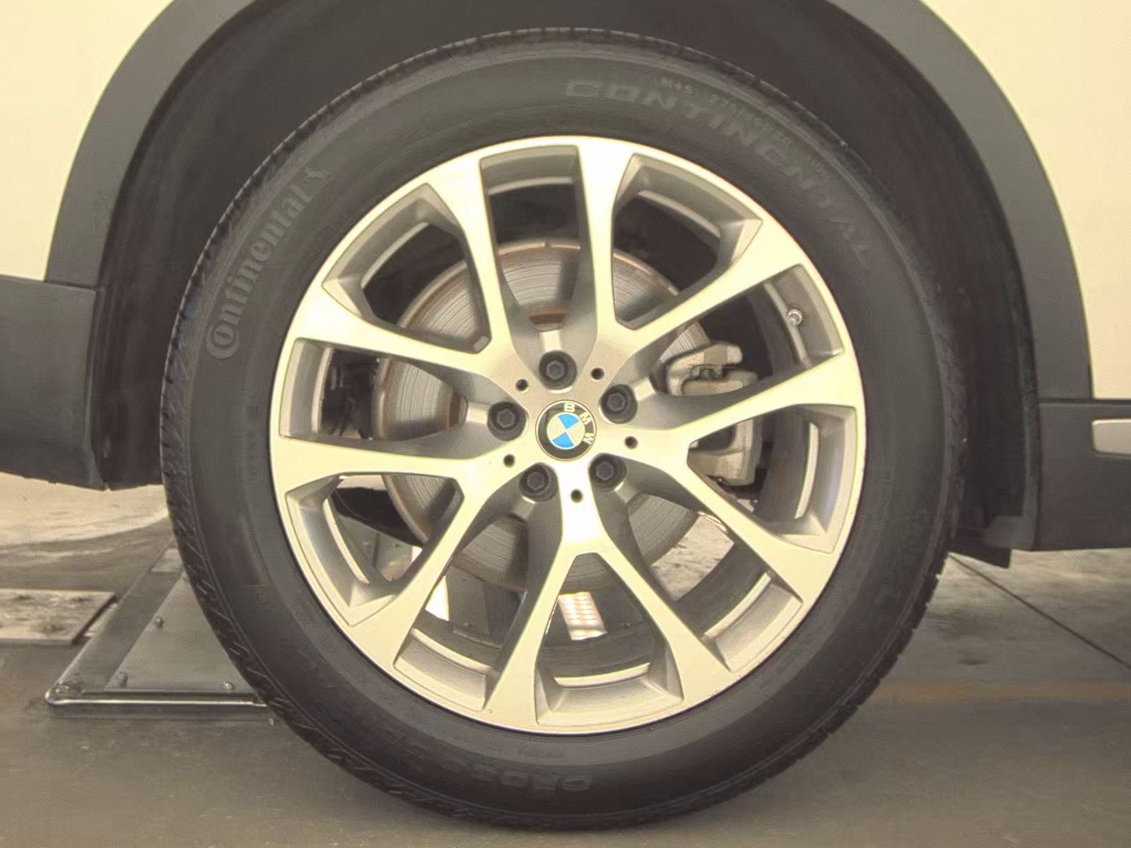 2020 BMW X5 sDrive40i RWD