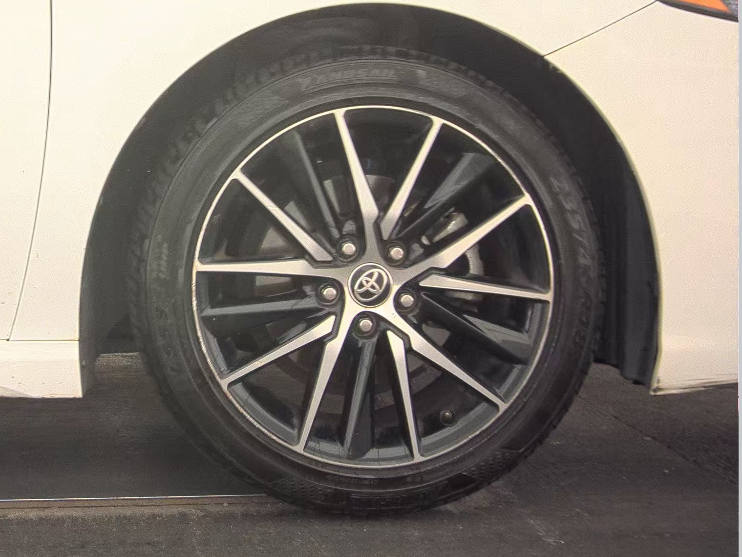 2021 Toyota Camry SE FWD