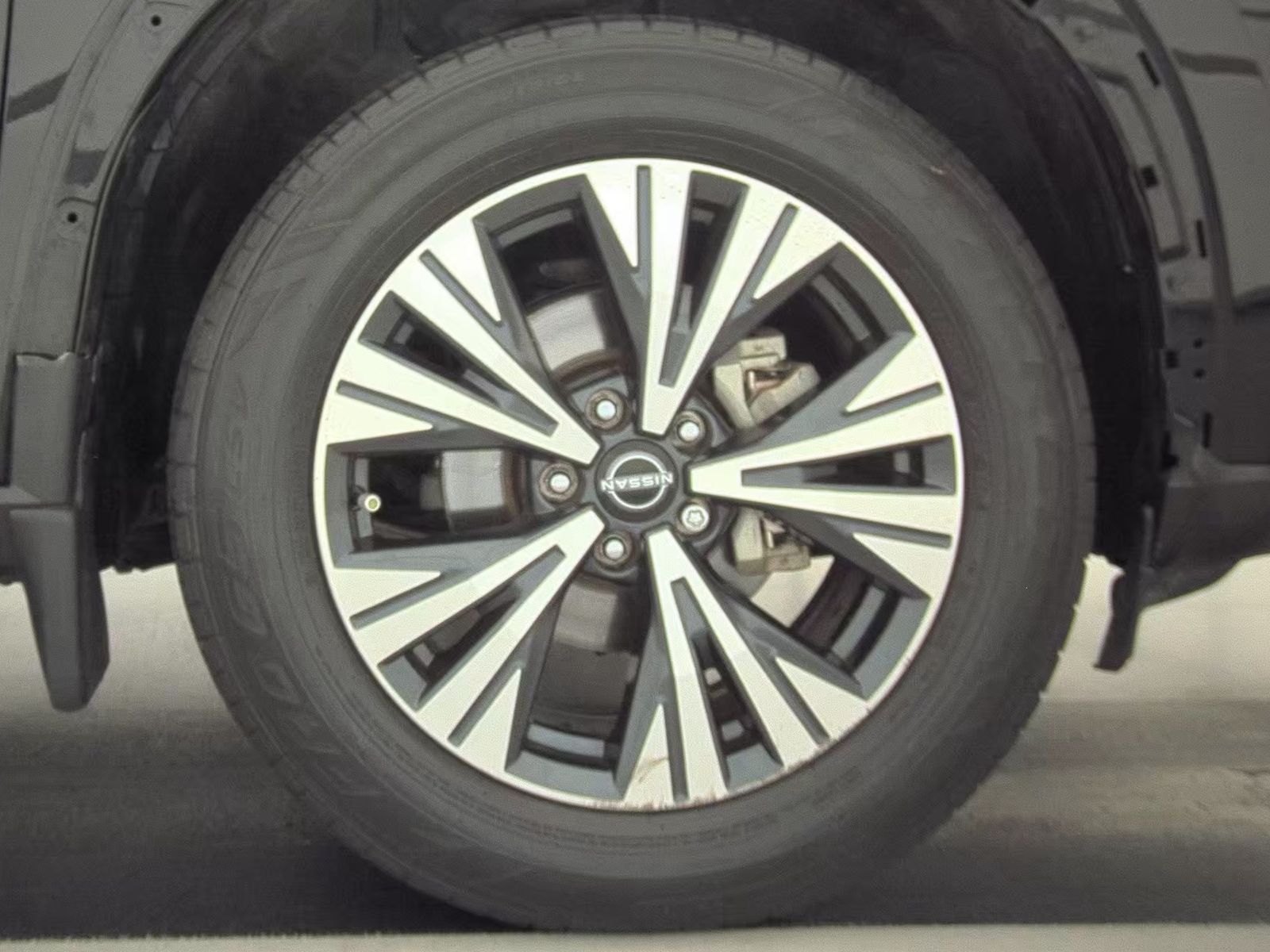 2022 Nissan Rogue SV FWD