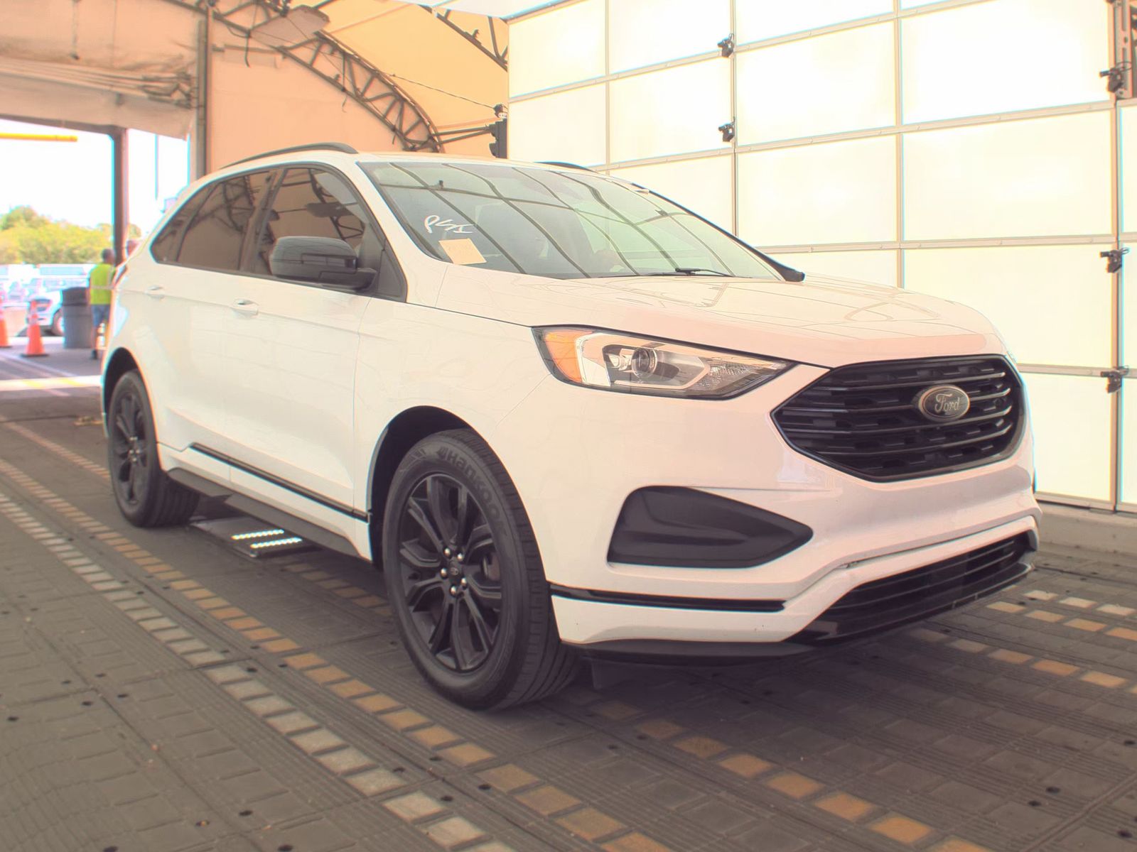 2022 Ford Edge SE AWD