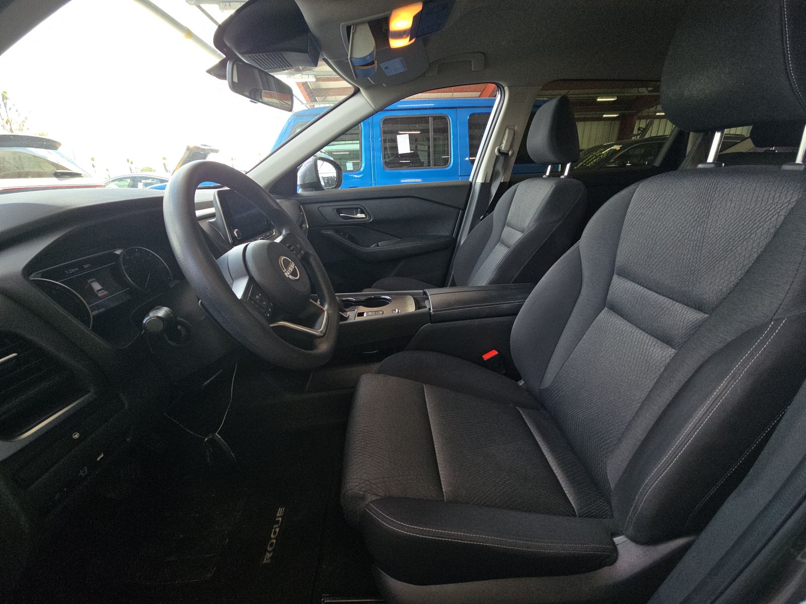 2024 Nissan Rogue SV FWD