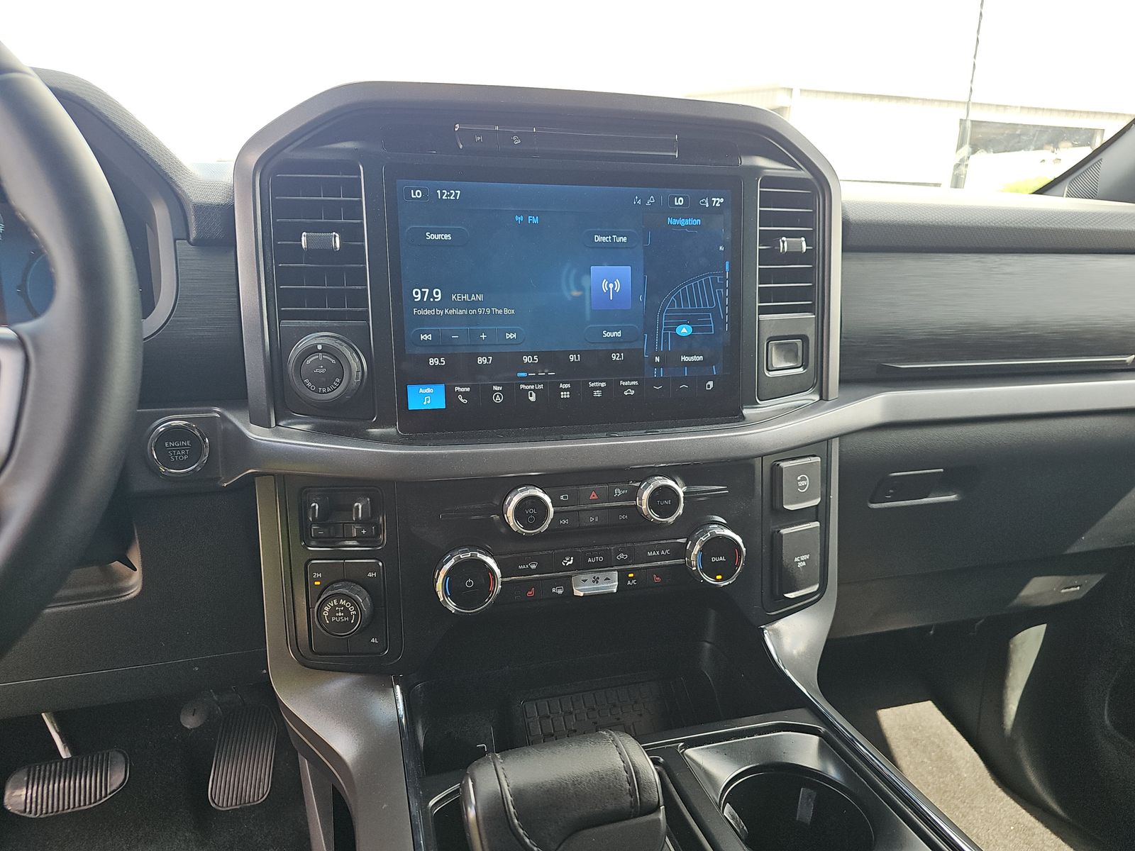 2025 Ford F-150 Hybrid XLT AWD