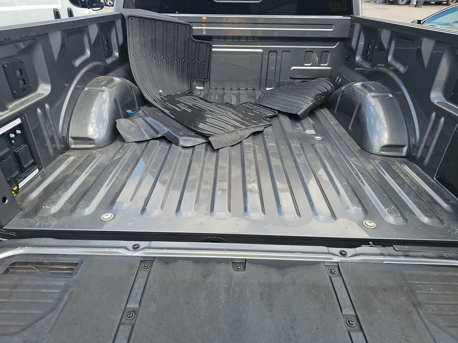 2025 Ford F-150 Hybrid XLT AWD