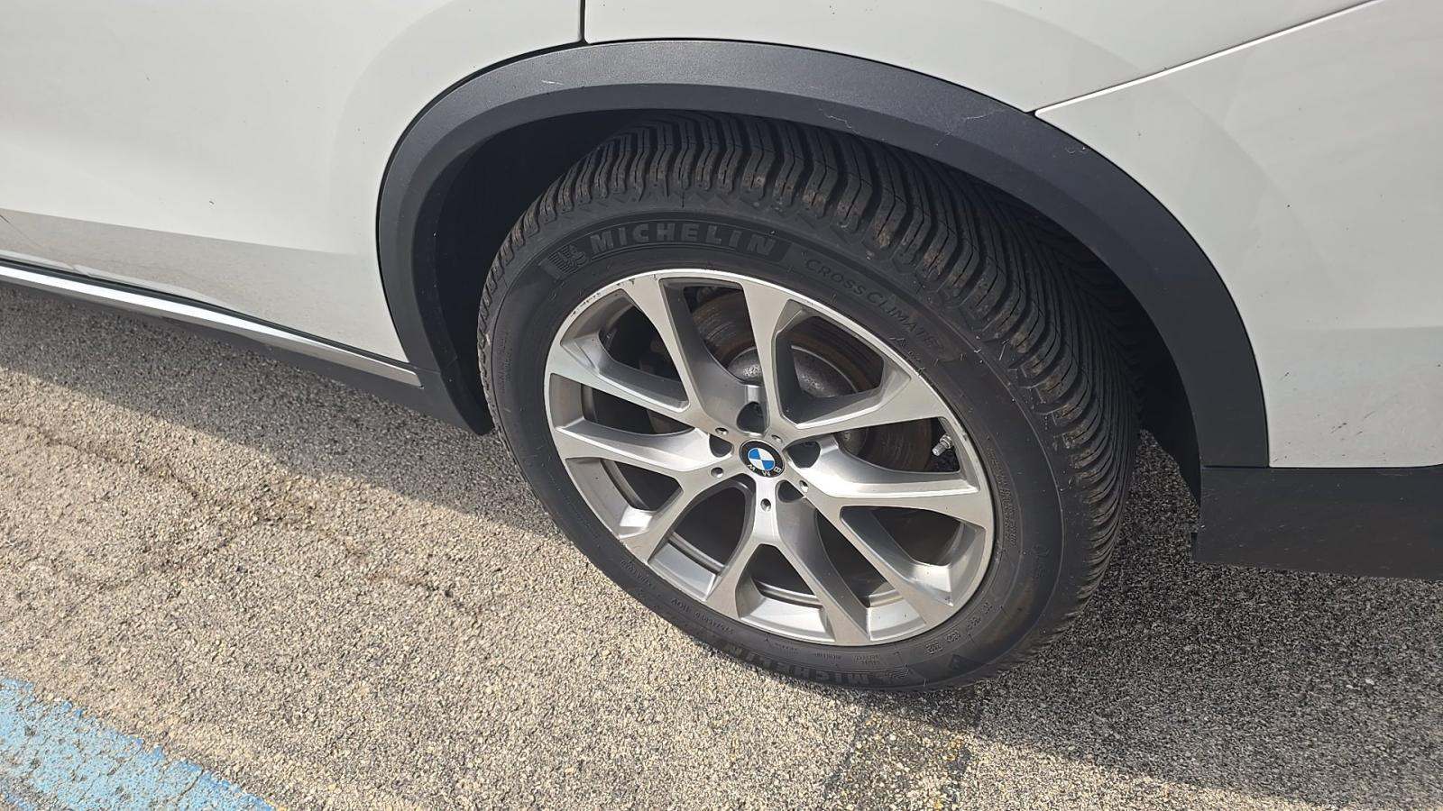 2020 BMW X5 xDrive40i AWD