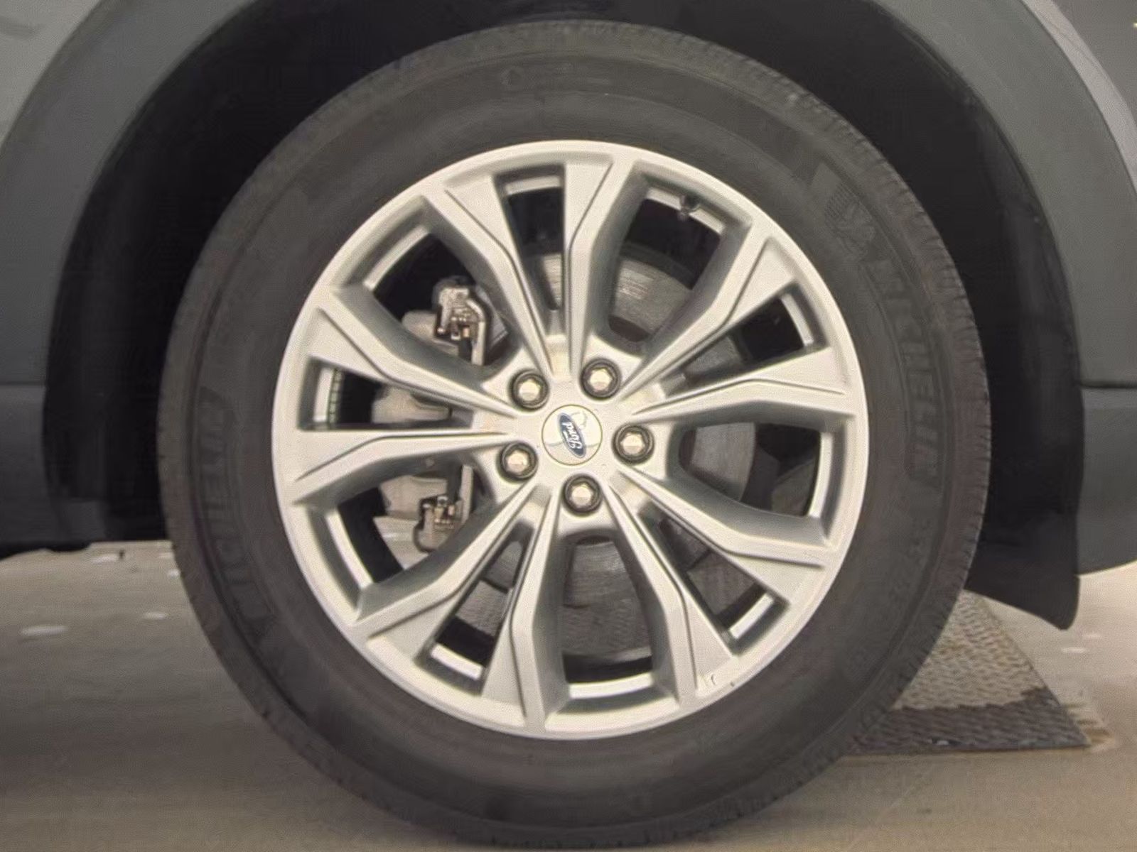 2022 Ford Explorer XLT AWD