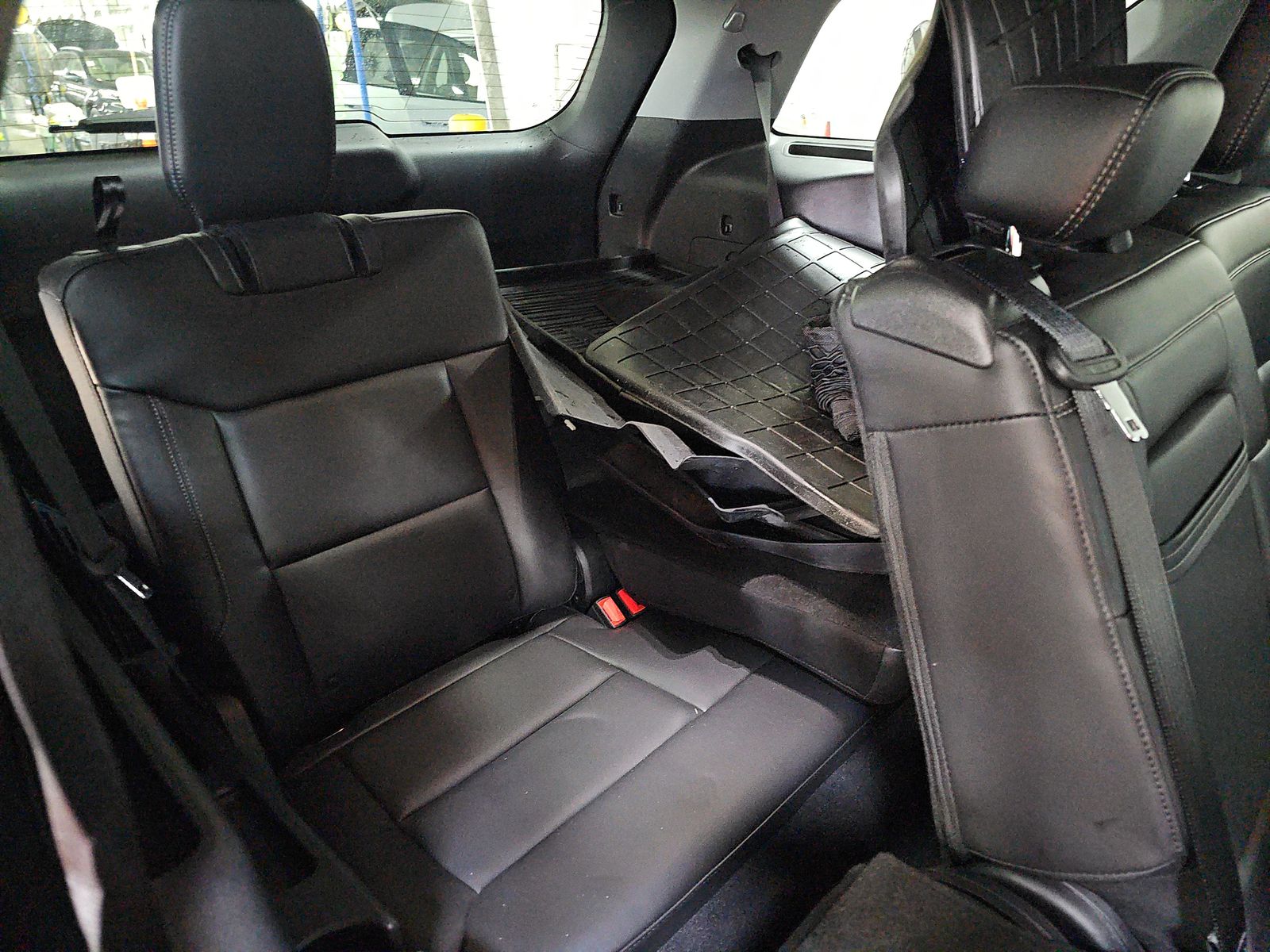 2022 Ford Explorer XLT AWD