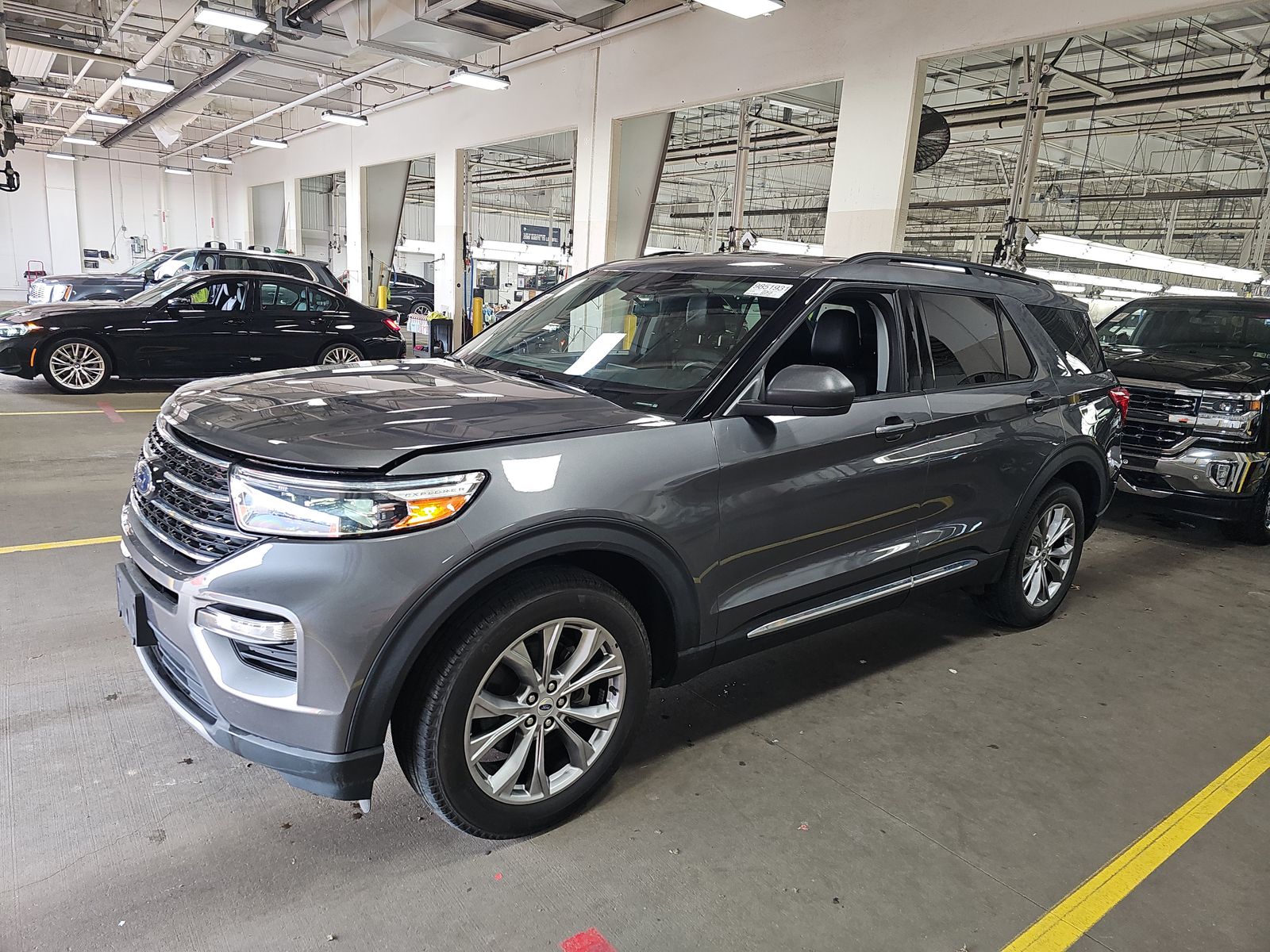 2022 Ford Explorer XLT AWD