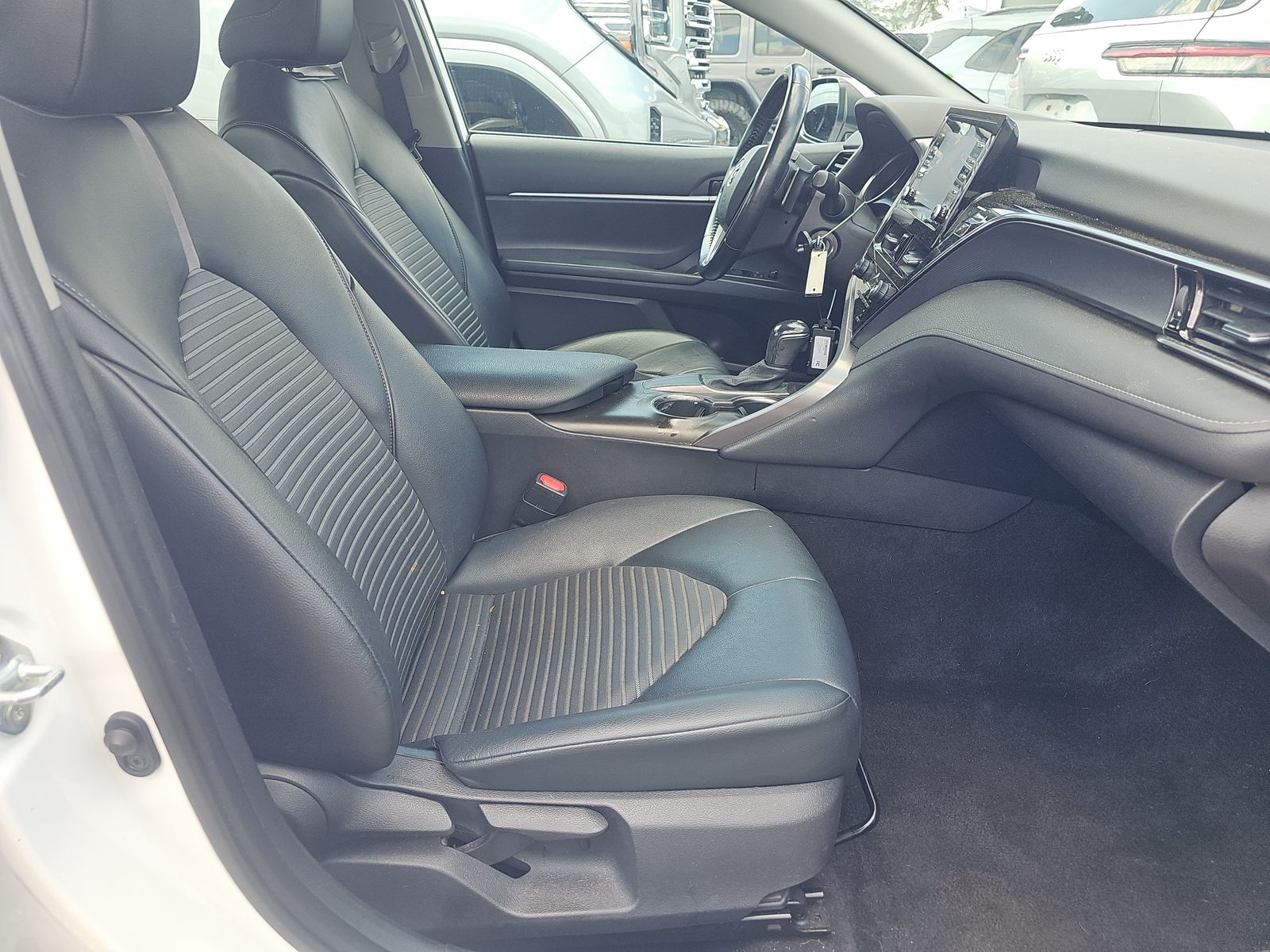 2021 Toyota Camry SE FWD