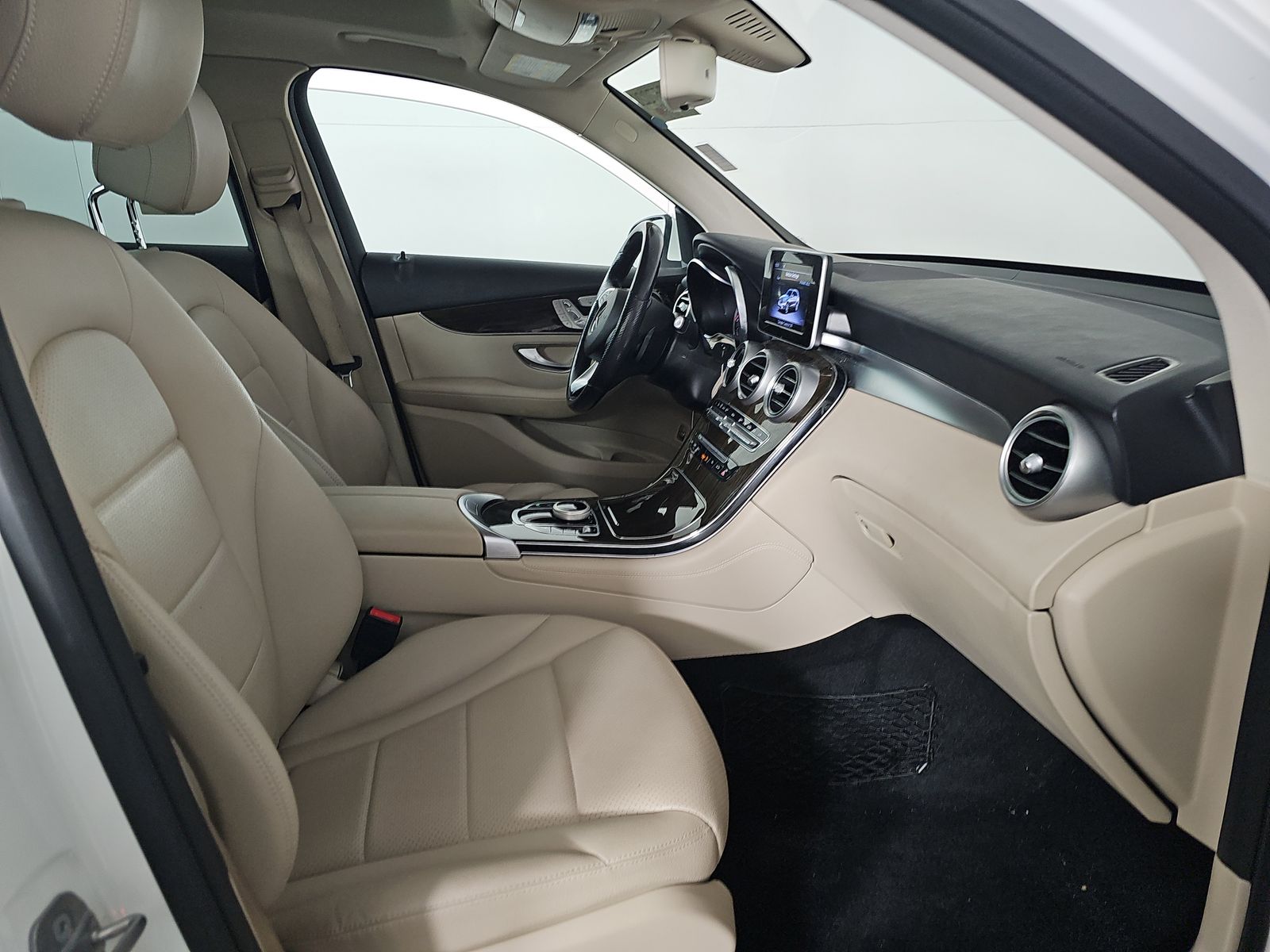 MERCEDES-BENZ GLC-CLASS - 9