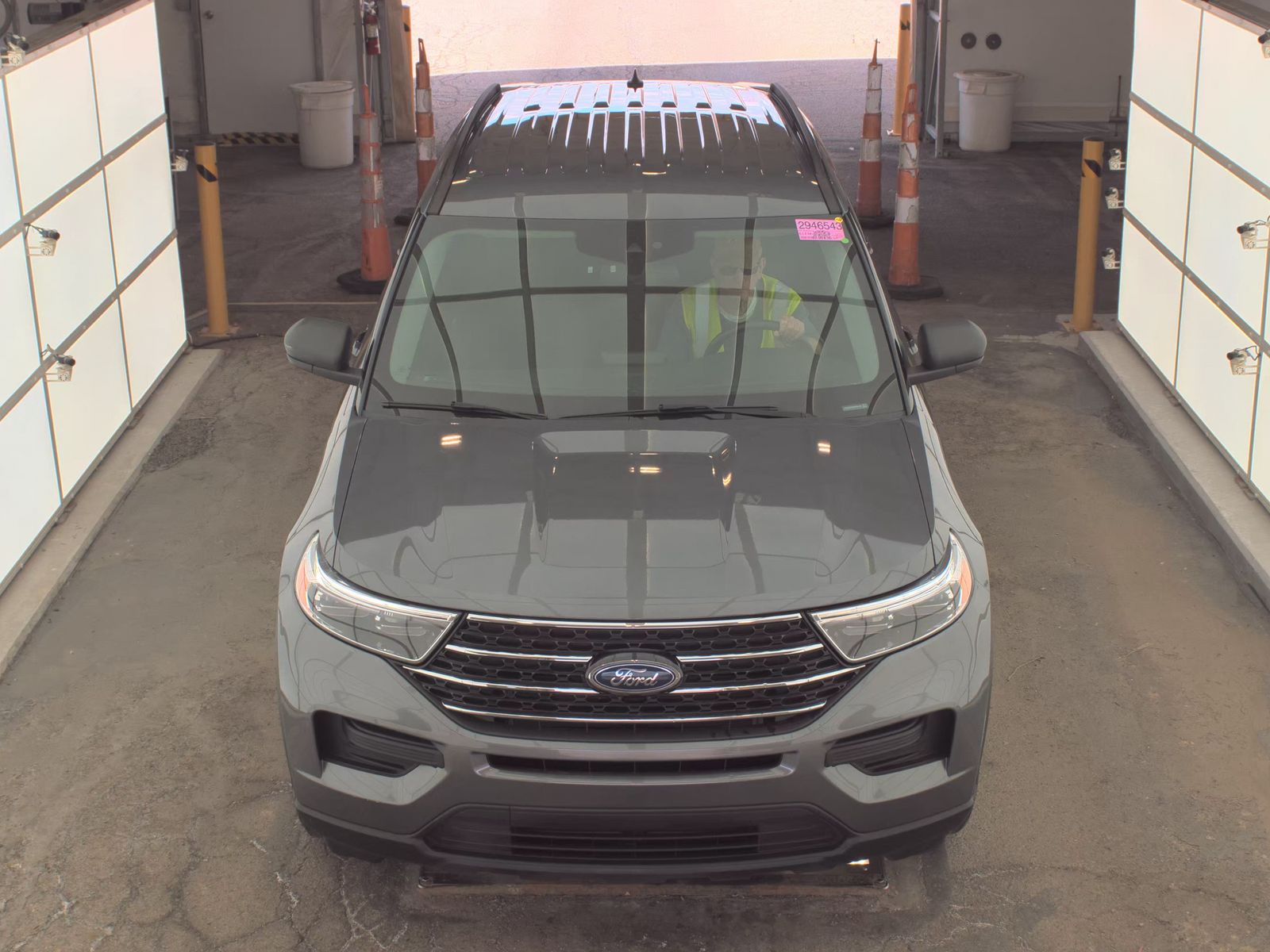 FORD EXPLORER - 3