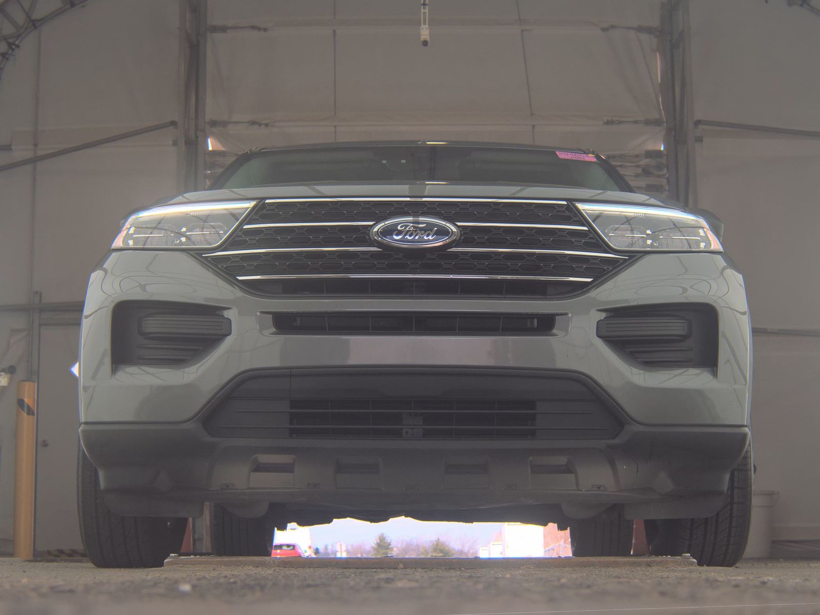 FORD EXPLORER - 4