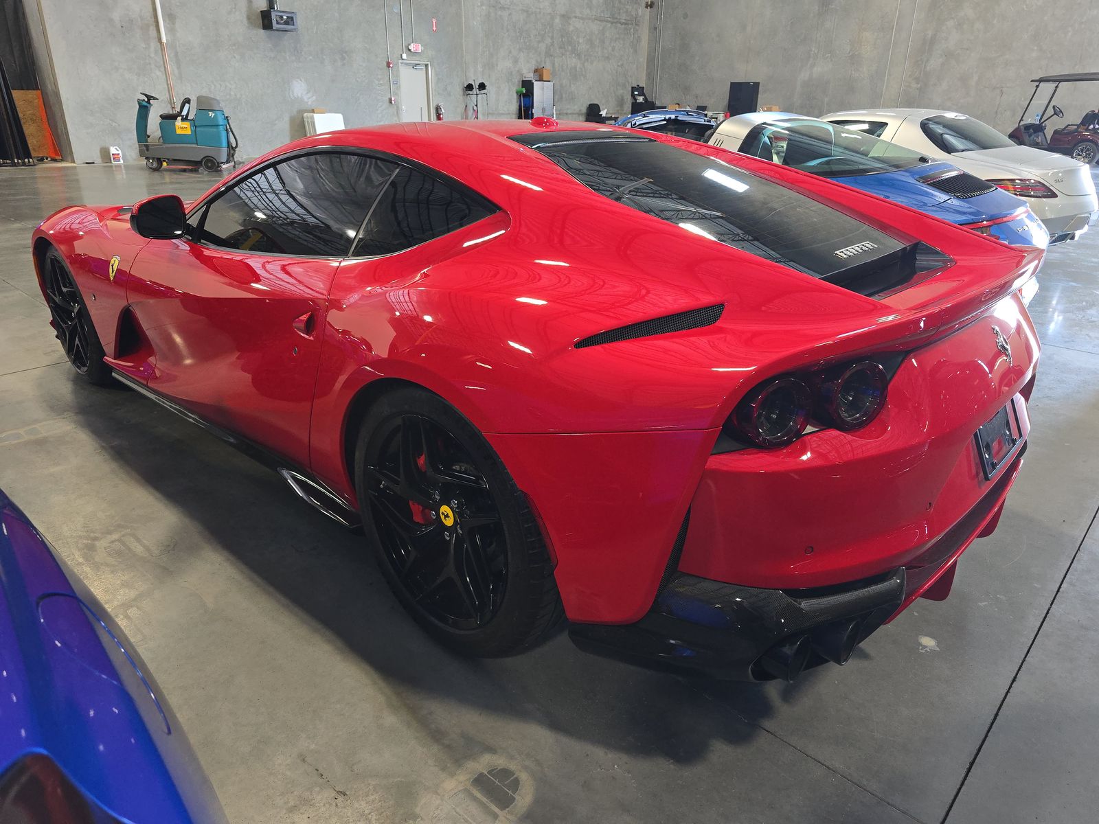 2018 Ferrari 812 Superfast RWD
